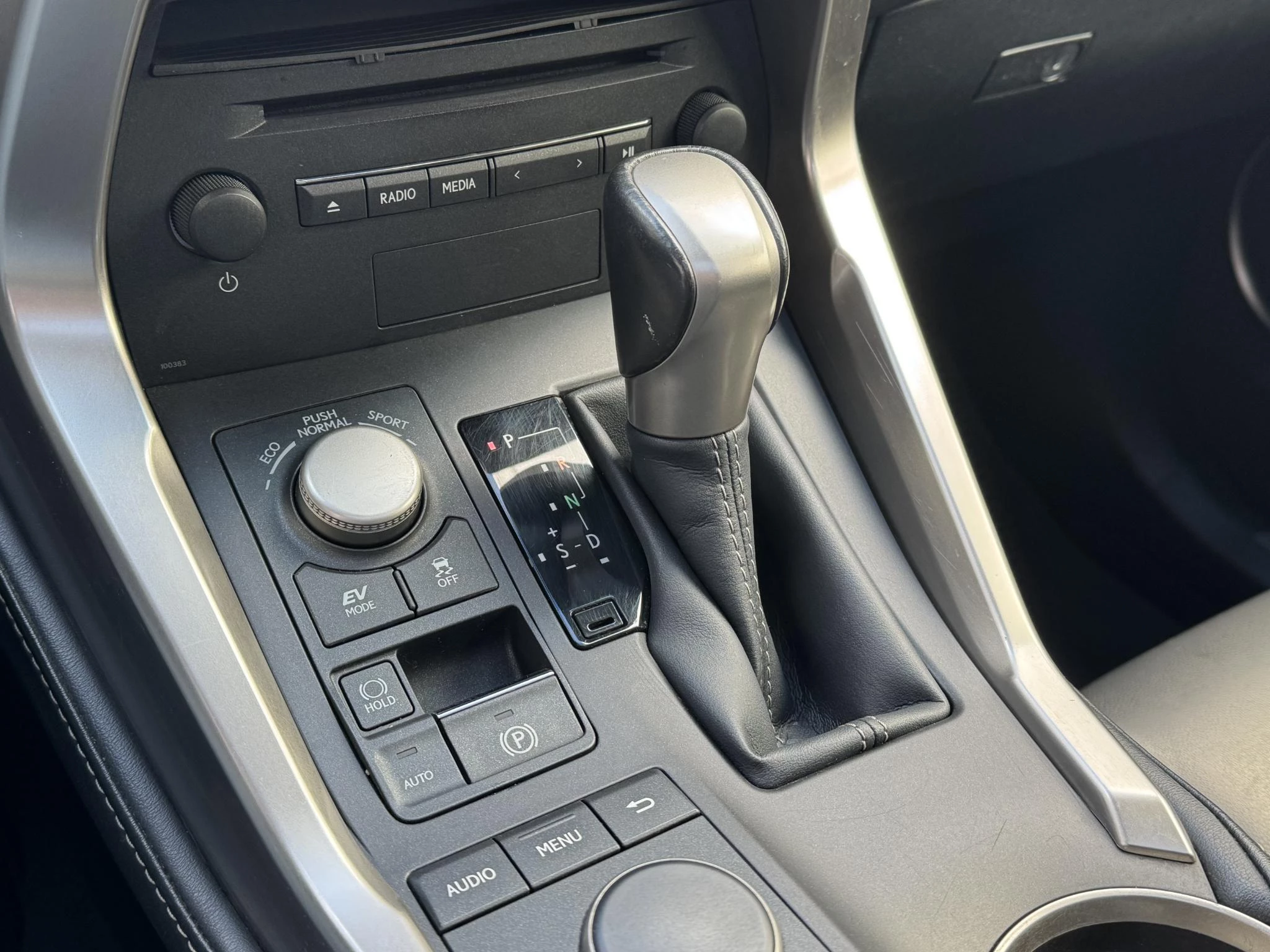 Hoofdafbeelding Lexus NX