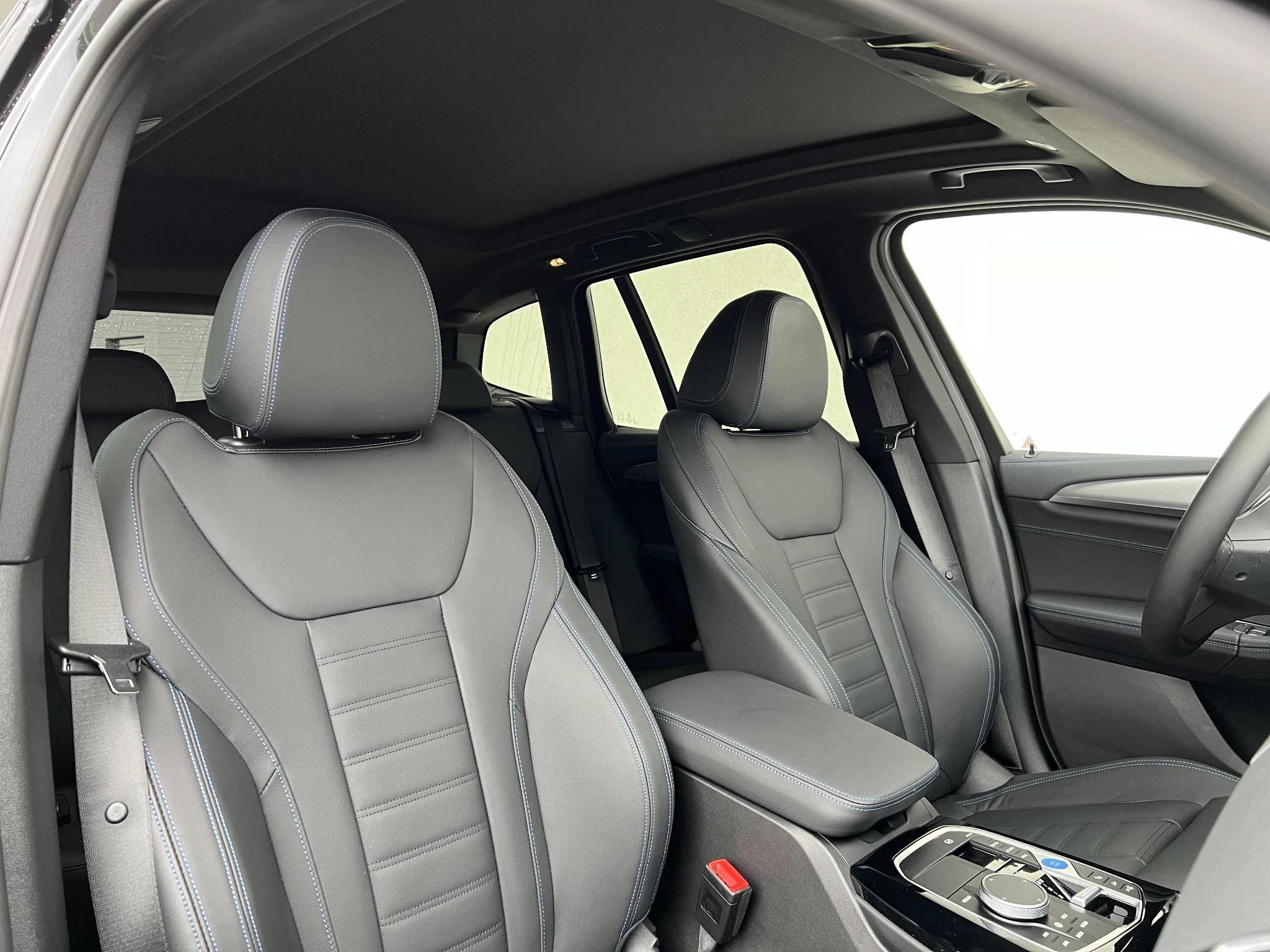 Hoofdafbeelding BMW iX3