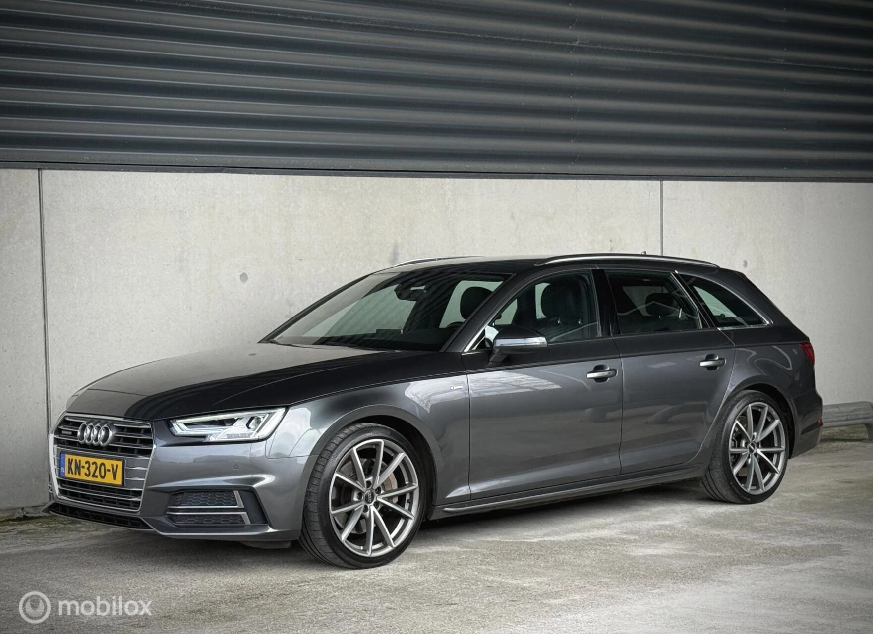 Hoofdafbeelding Audi A4