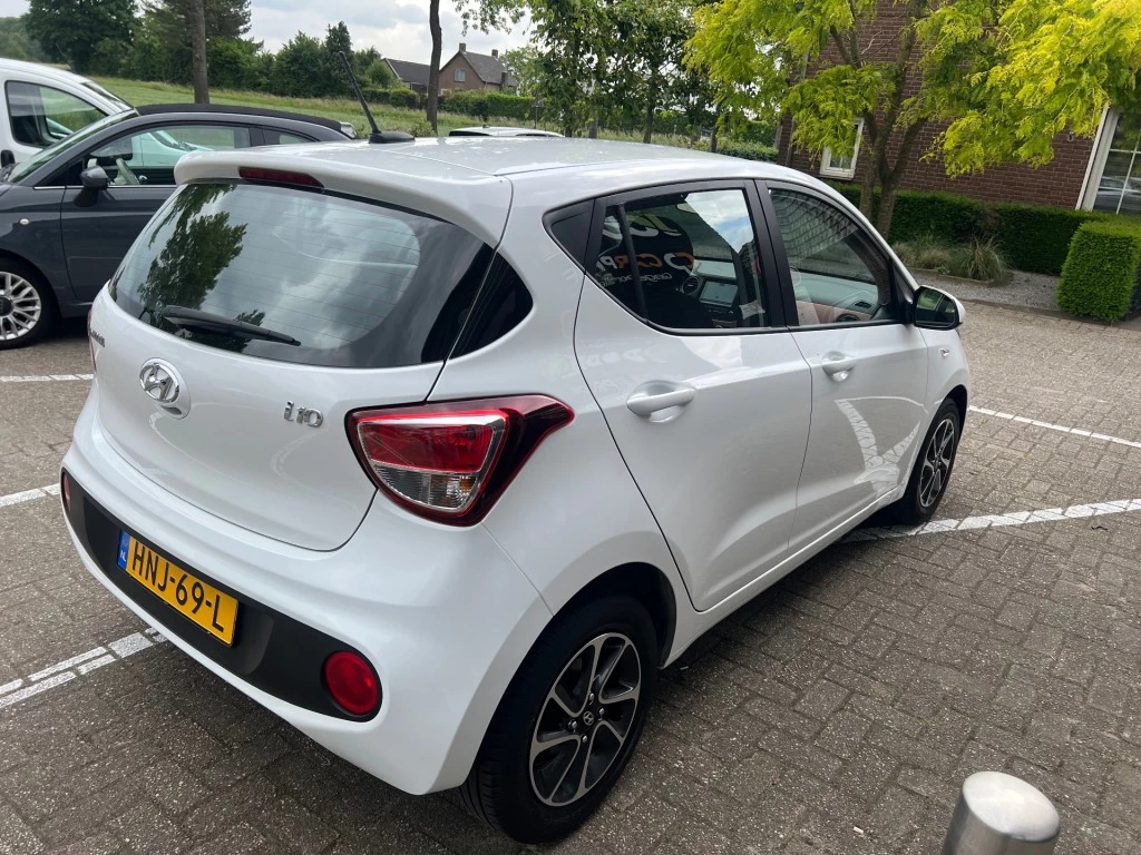 Hoofdafbeelding Hyundai i10