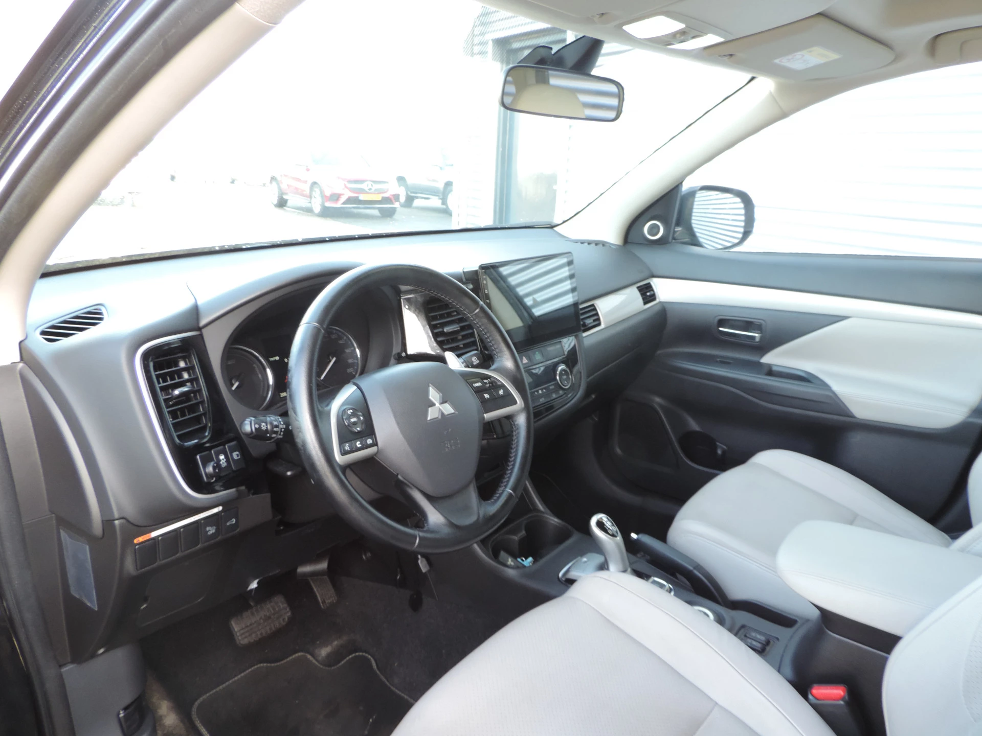 Hoofdafbeelding Mitsubishi Outlander