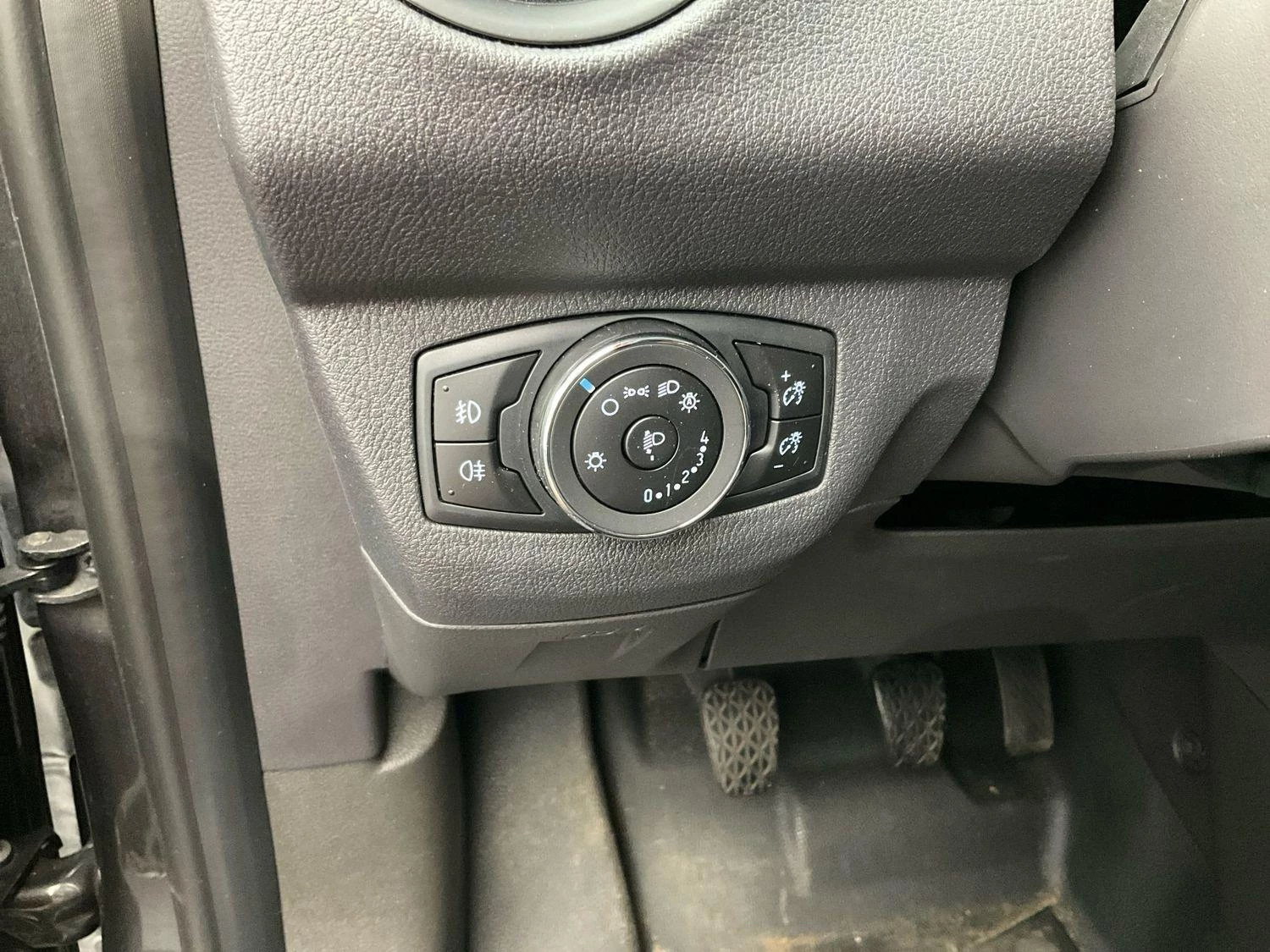 Hoofdafbeelding Ford Transit Courier