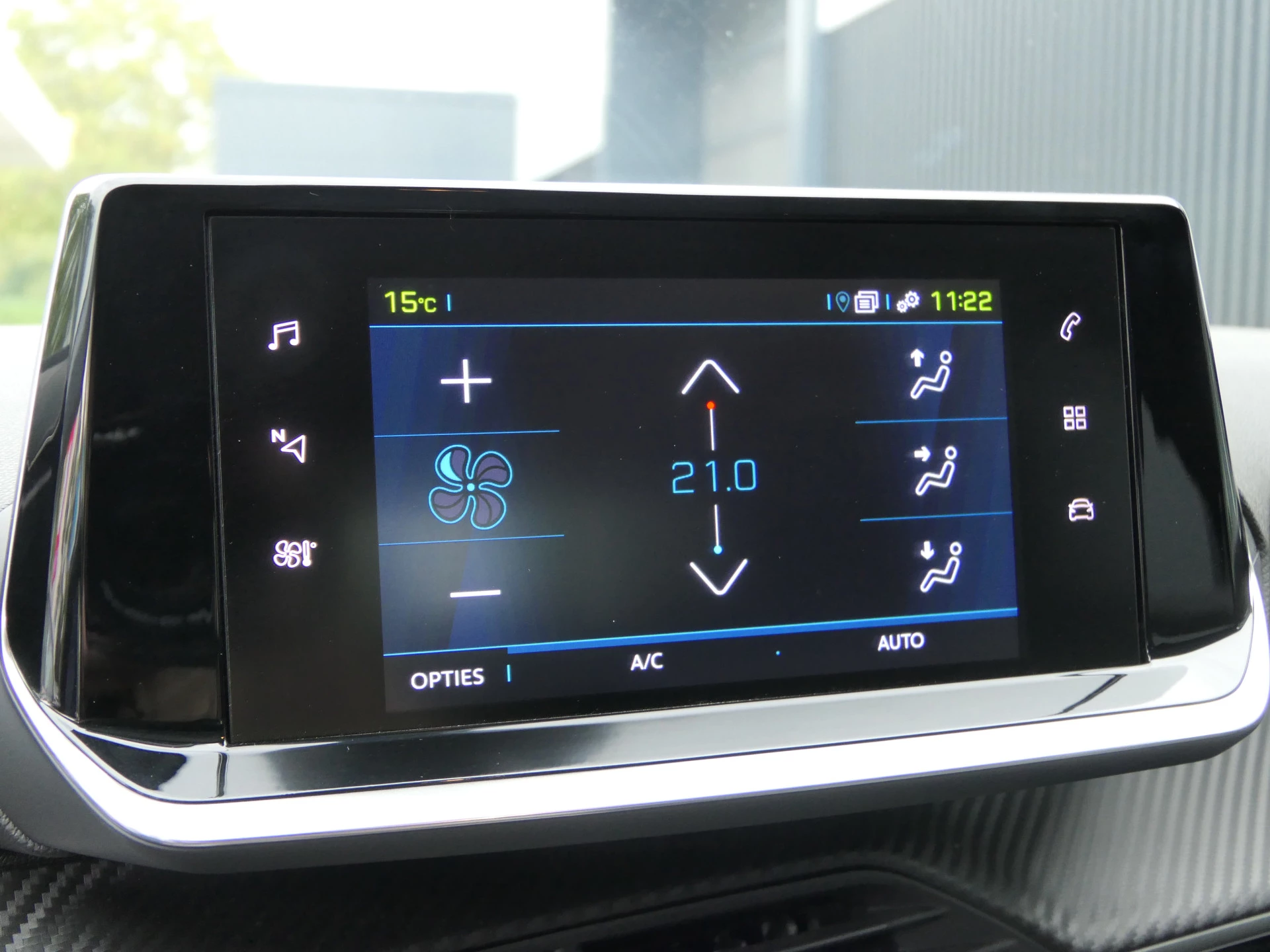 Hoofdafbeelding Peugeot e-208