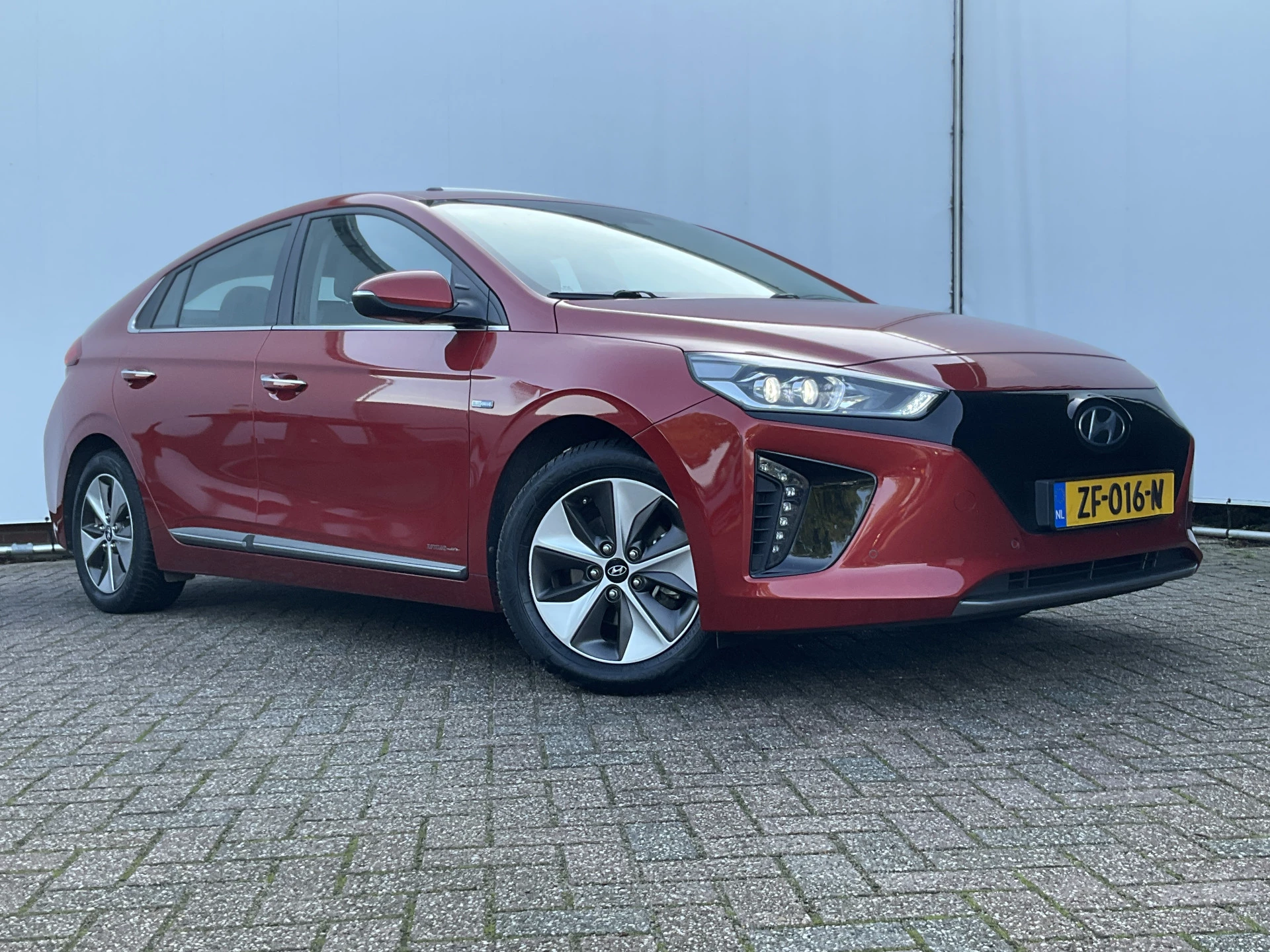 Hoofdafbeelding Hyundai IONIQ