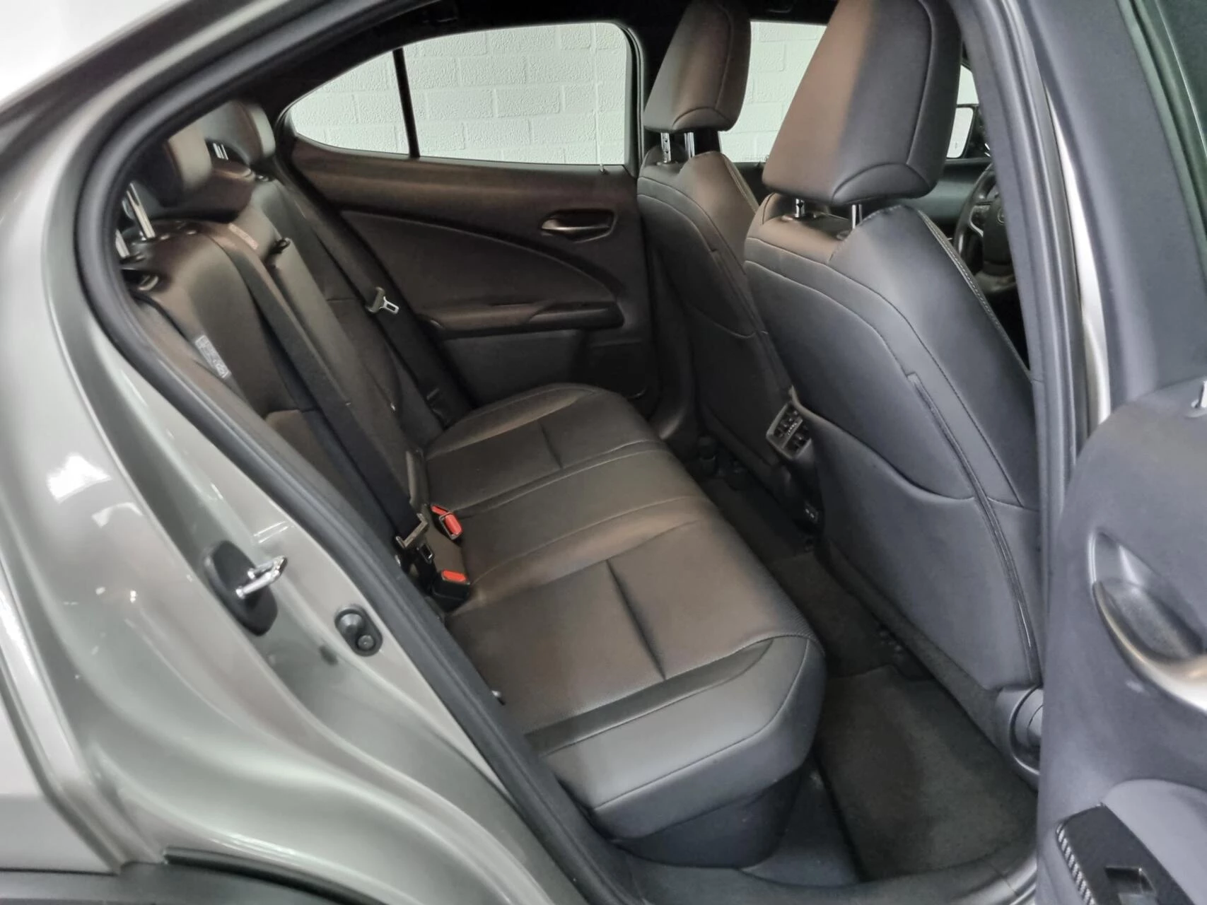 Hoofdafbeelding Lexus UX