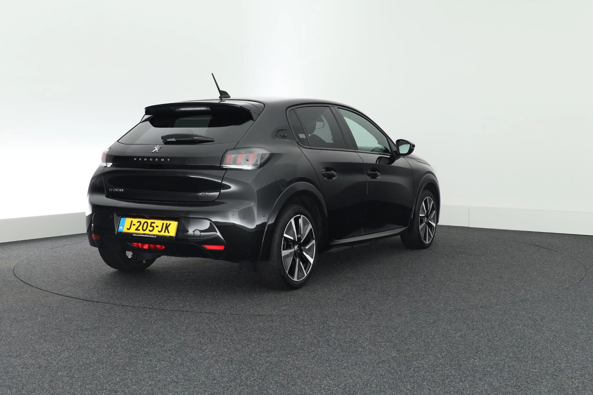 Hoofdafbeelding Peugeot e-208