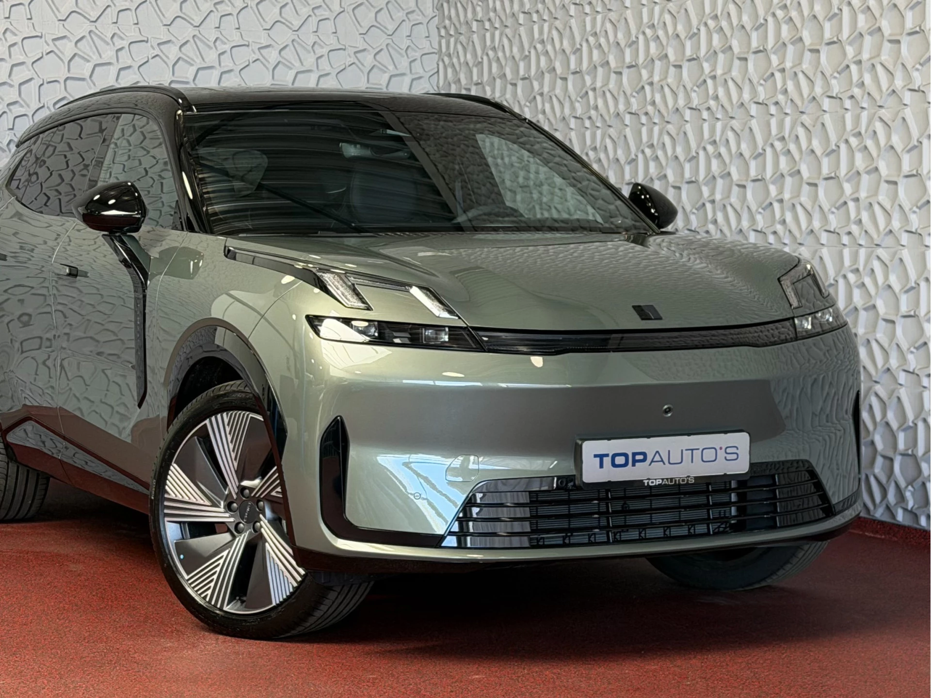 Hoofdafbeelding Lynk & Co 08