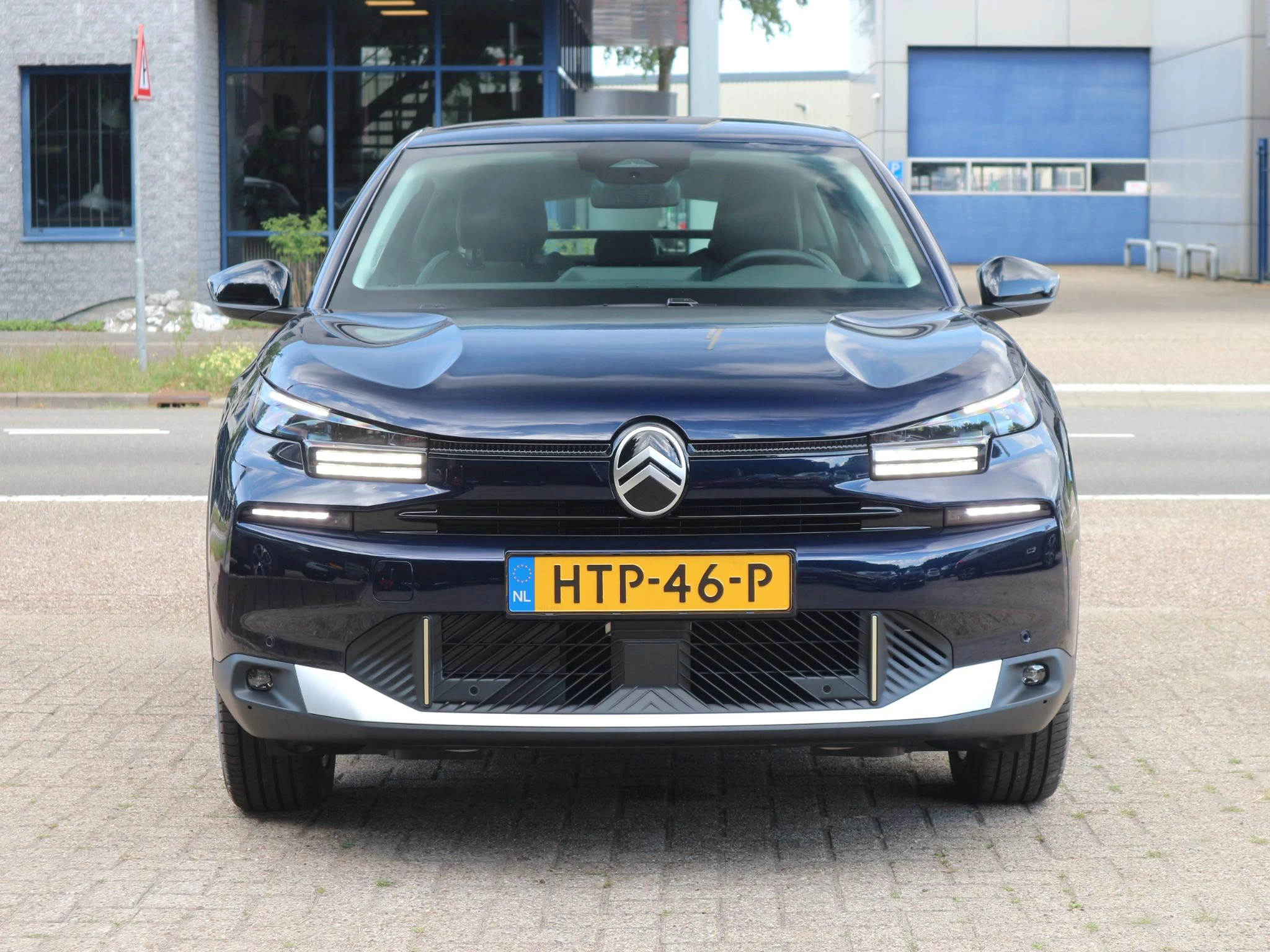 Hoofdafbeelding Citroën ë-C4