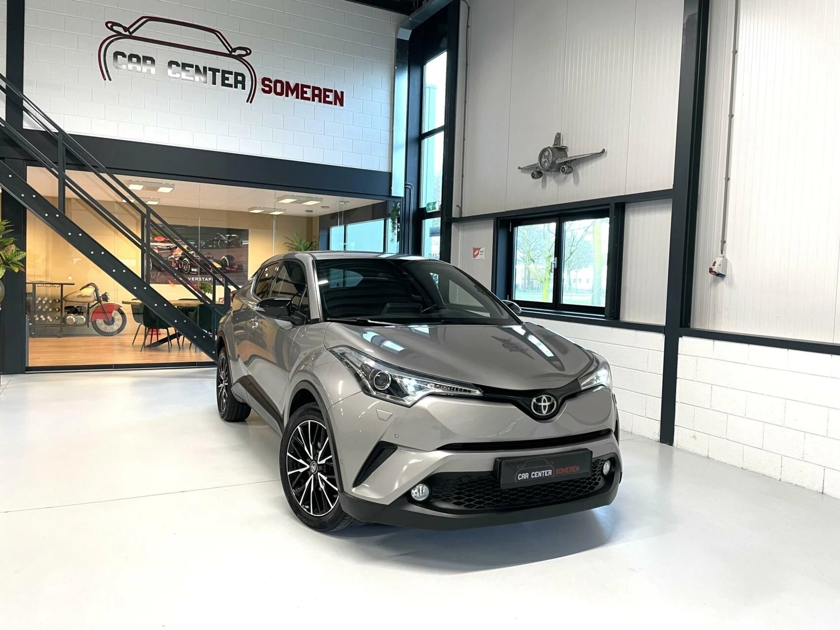 Hoofdafbeelding Toyota C-HR