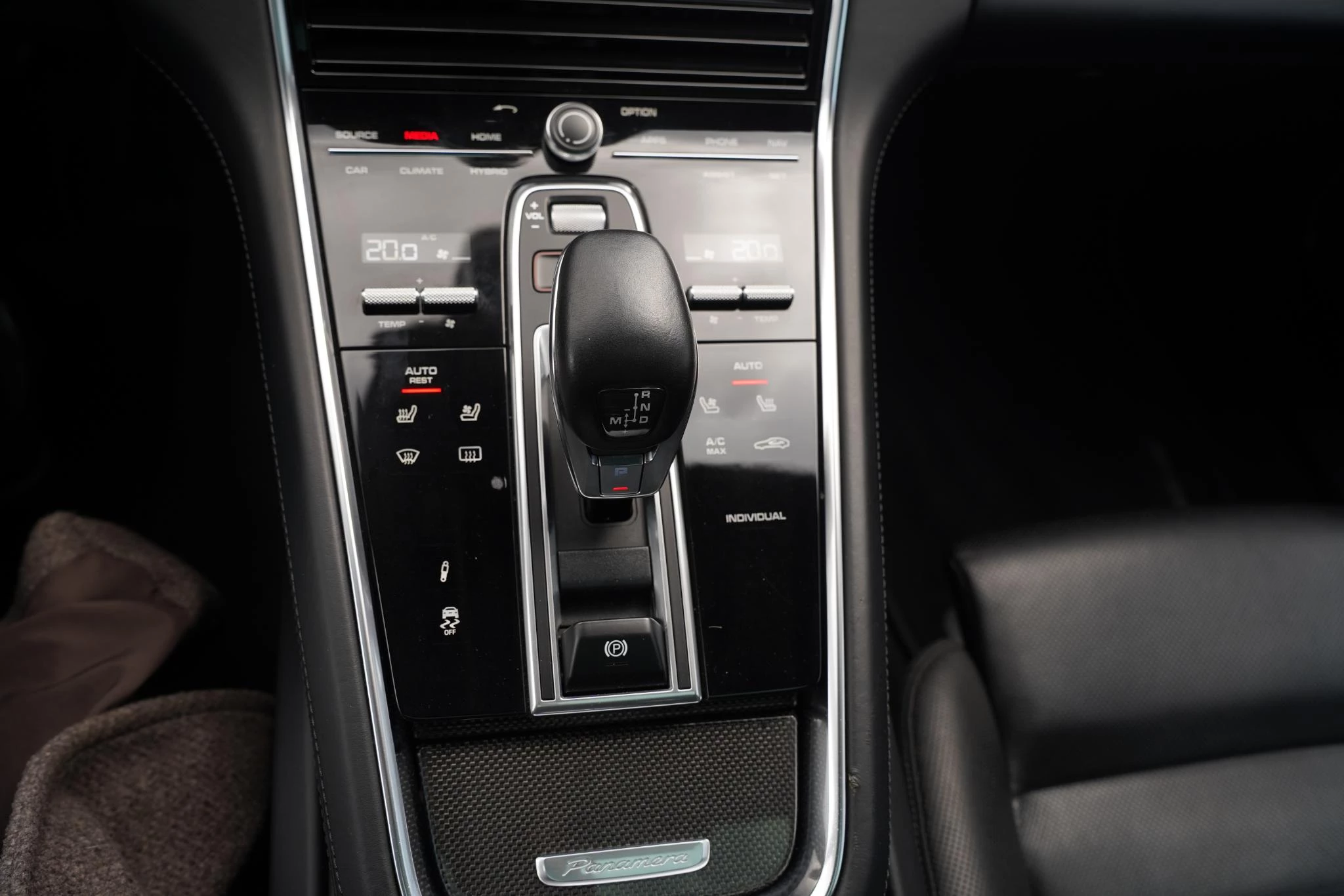 Hoofdafbeelding Porsche Panamera