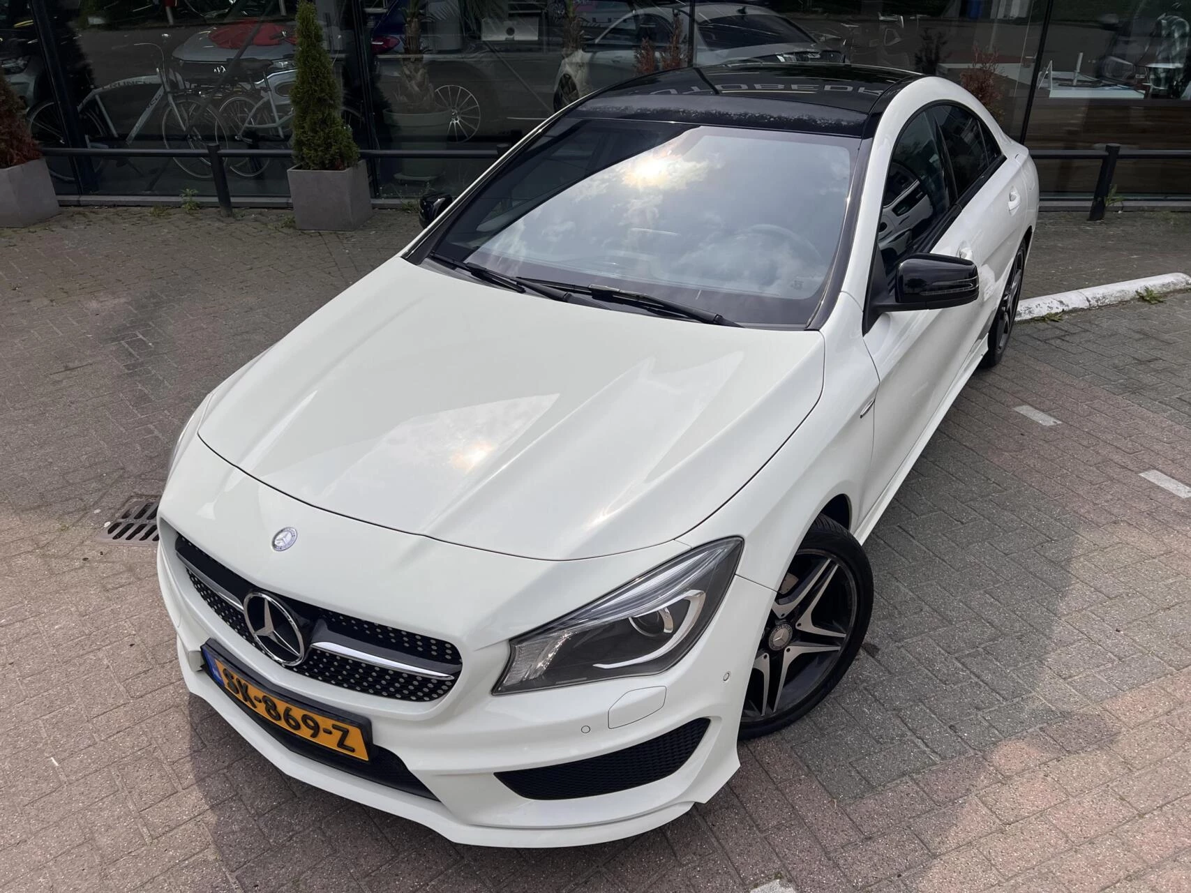 Hoofdafbeelding Mercedes-Benz CLA