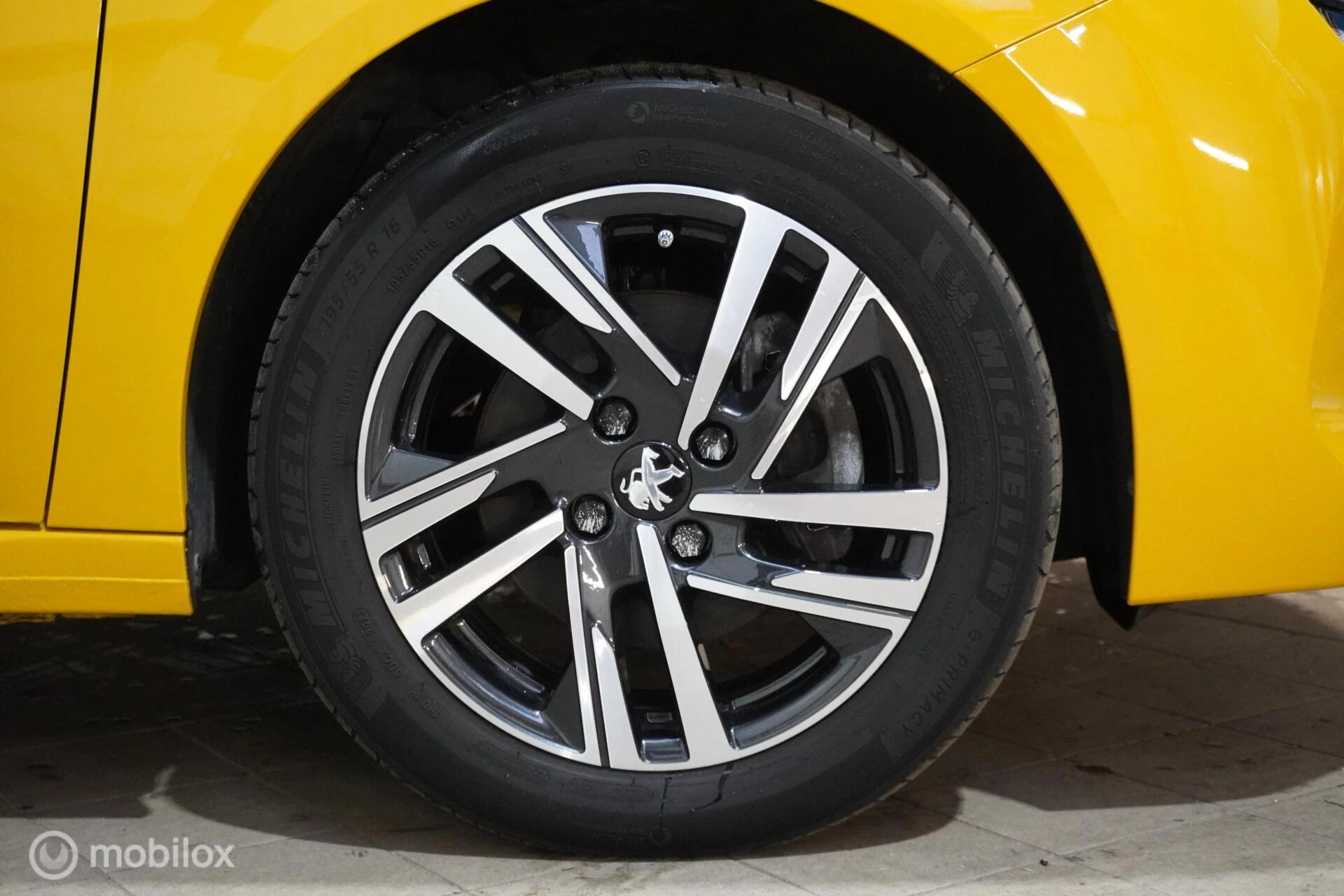 Hoofdafbeelding Peugeot 208