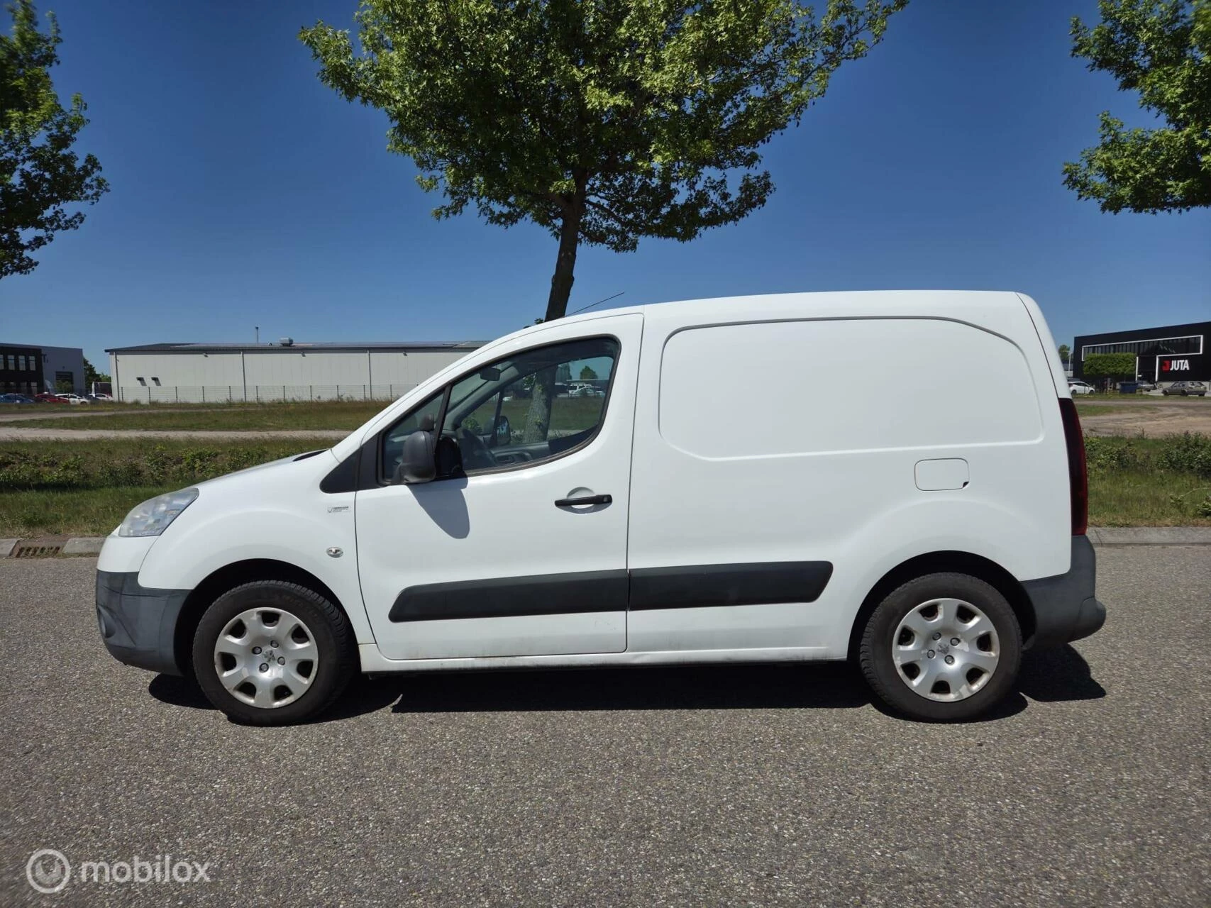 Hoofdafbeelding Peugeot Partner