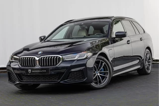 BMW 5 Serie Touring 530e xDrive Business Edition Plus Pano Comfortstoelen M-pakket
