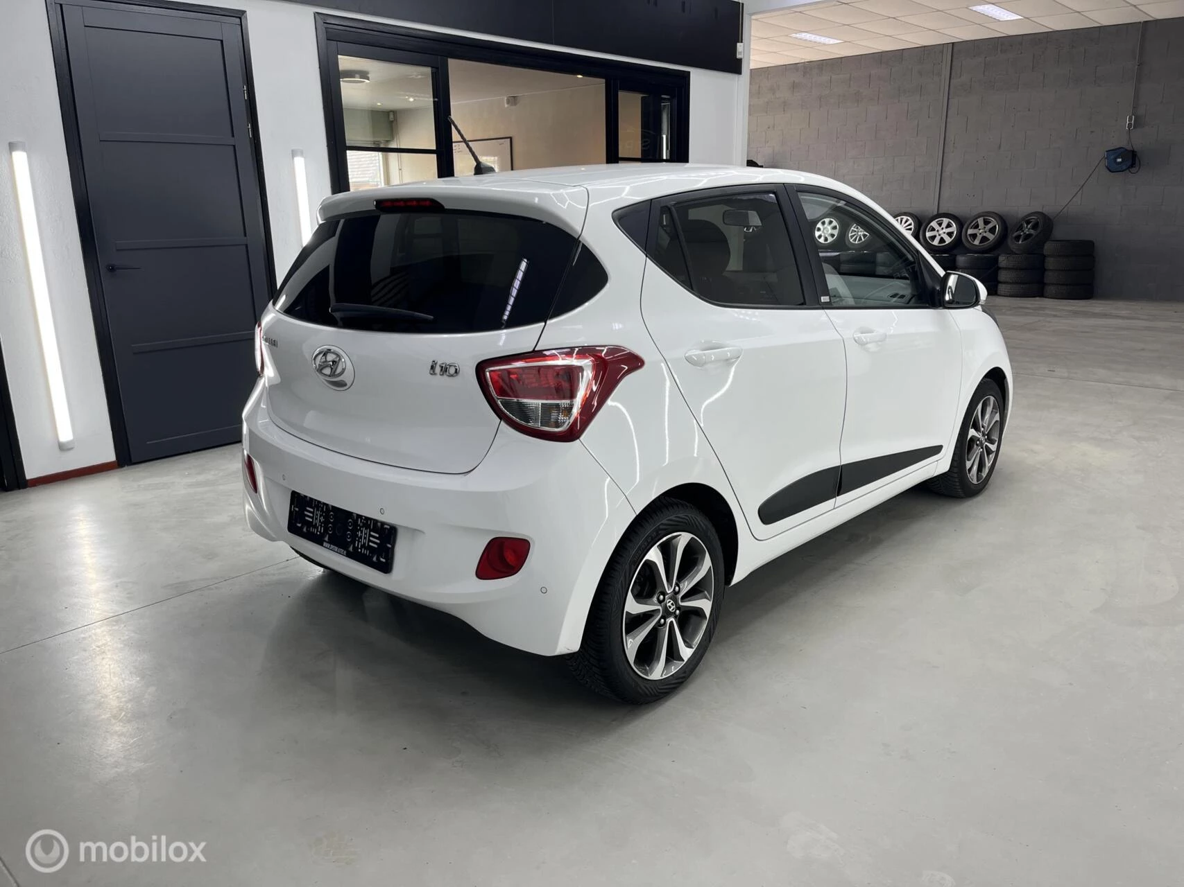 Hoofdafbeelding Hyundai i10