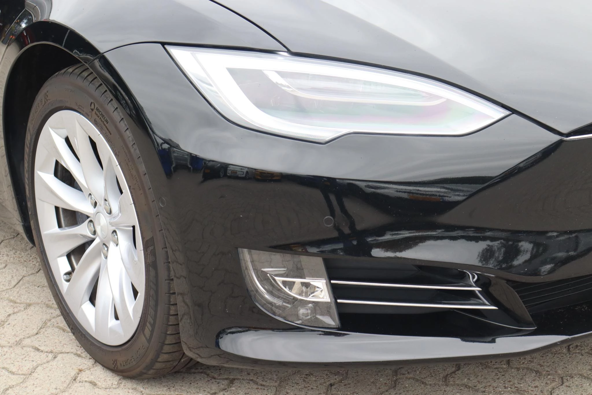 Hoofdafbeelding Tesla Model S