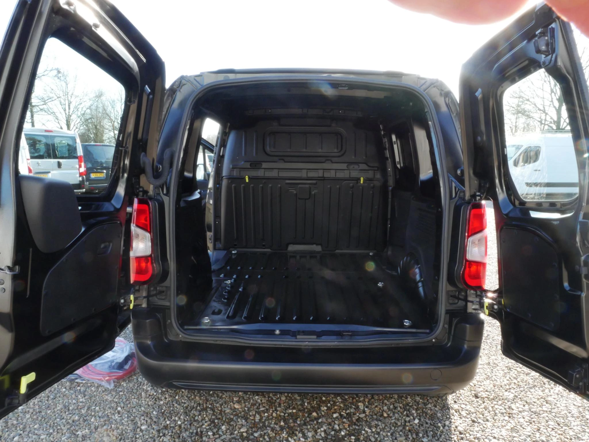 Hoofdafbeelding Peugeot e-Partner