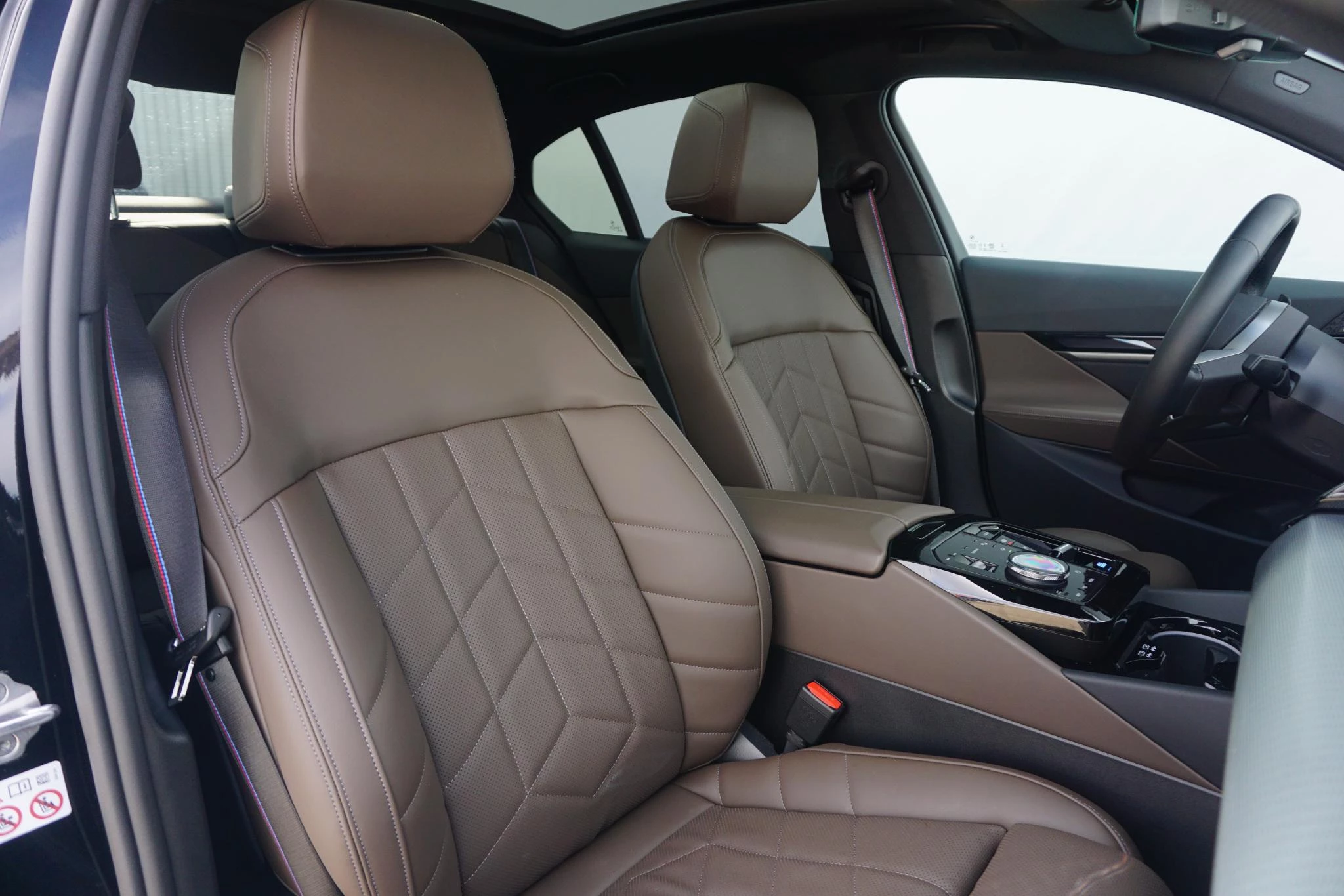 Hoofdafbeelding BMW i5