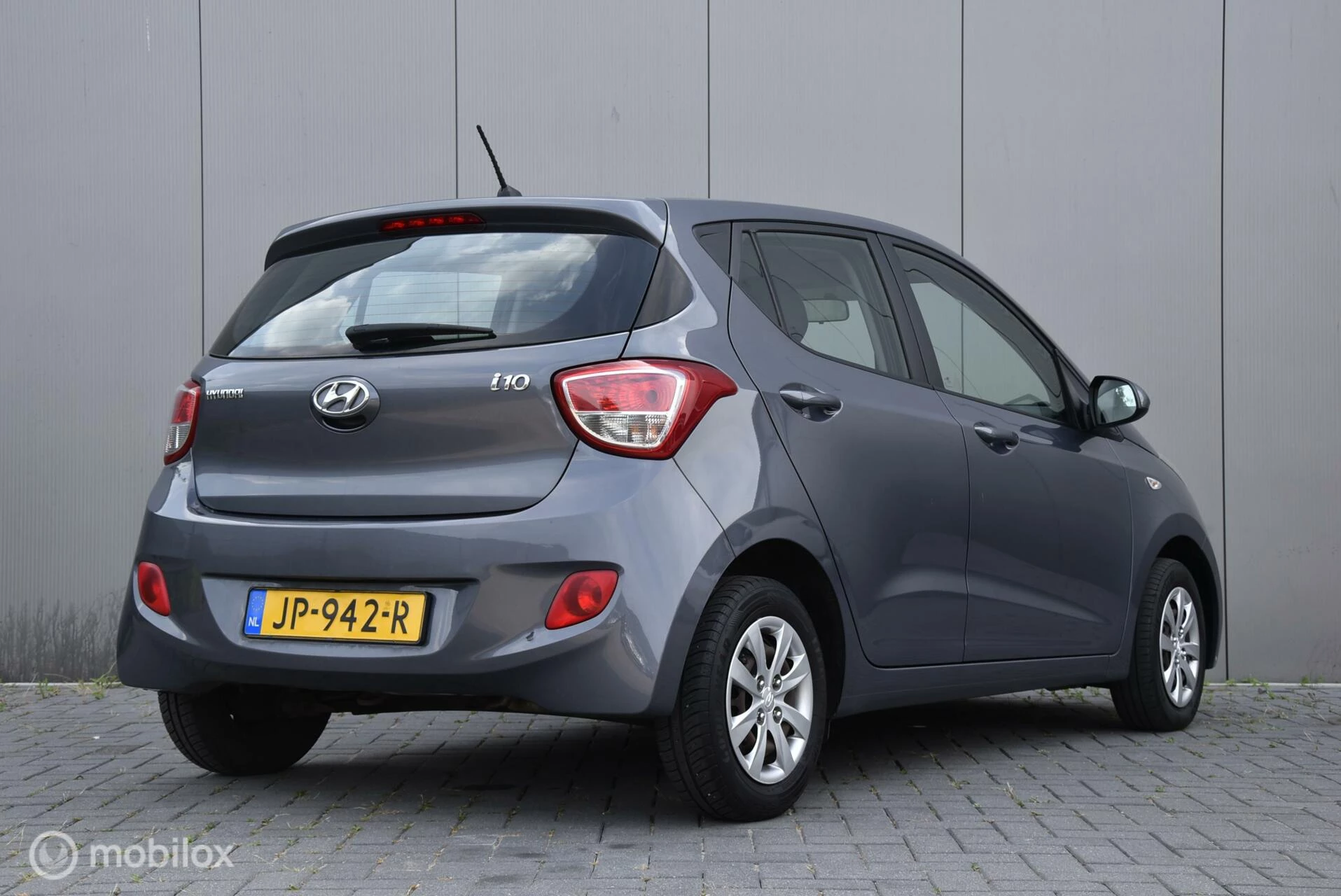 Hoofdafbeelding Hyundai i10