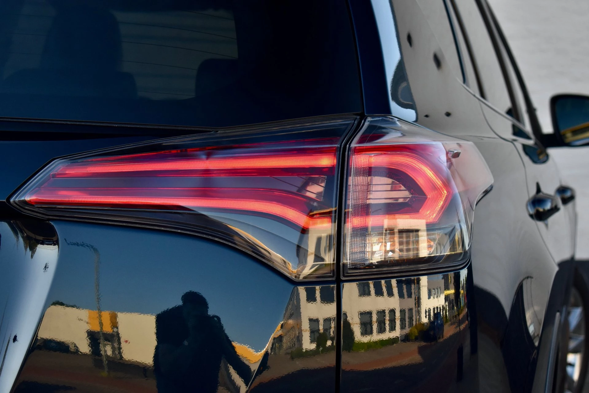 Hoofdafbeelding Toyota RAV4