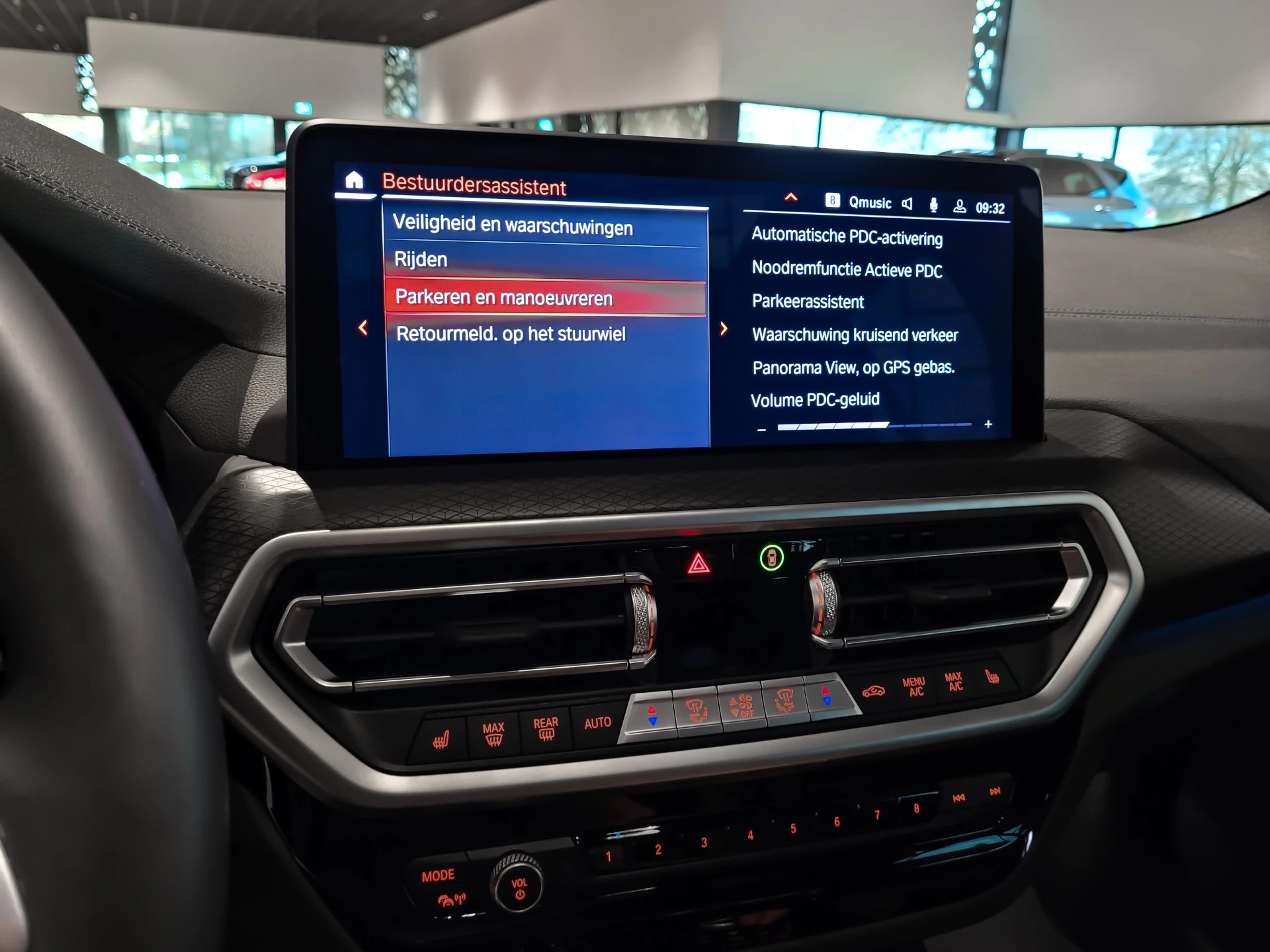 Hoofdafbeelding BMW iX3