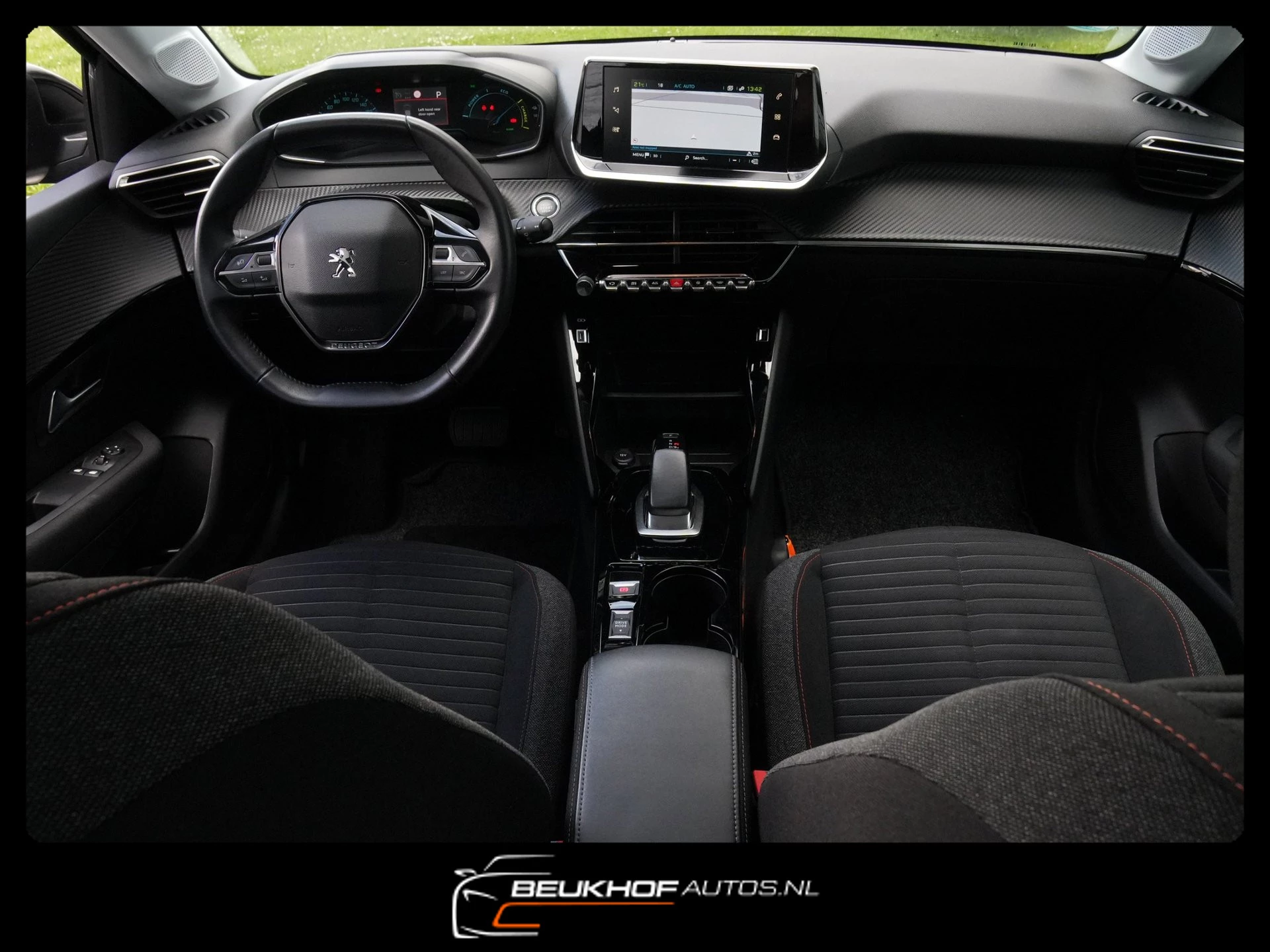 Hoofdafbeelding Peugeot e-208
