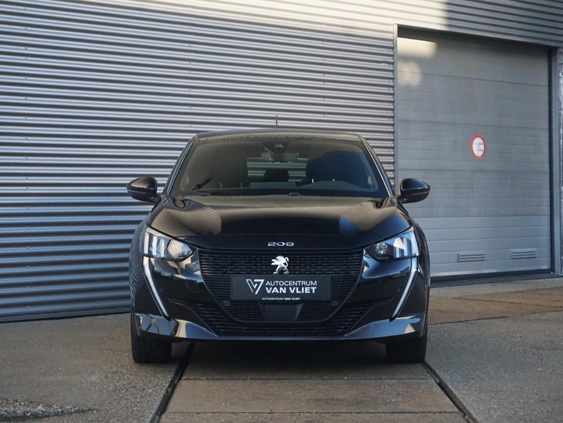 Hoofdafbeelding Peugeot e-208