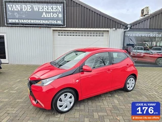 Hoofdafbeelding Toyota Aygo Toyota Aygo 1.0 VVT-i X-Play AUTOMAAT Airco|Camera|53dkm Nap!!
