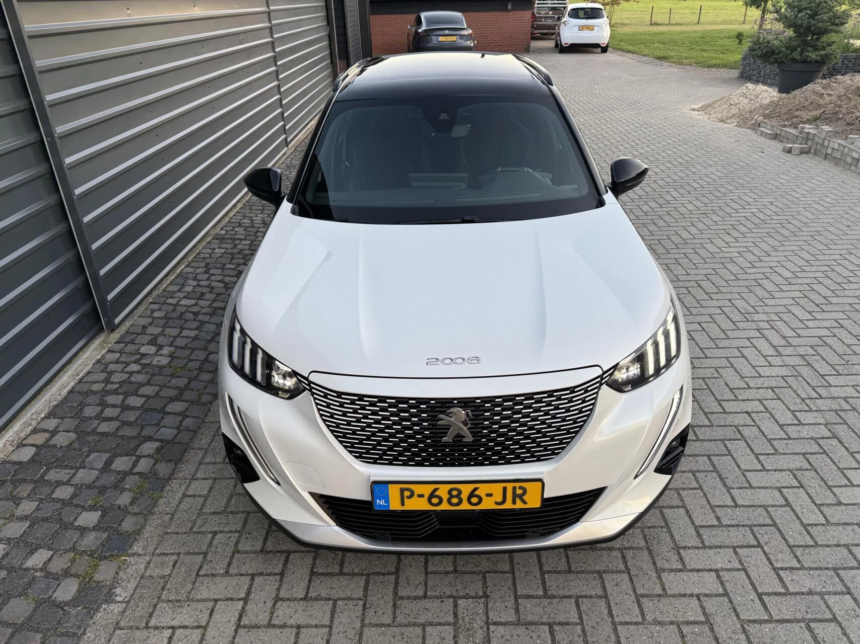 Hoofdafbeelding Peugeot e-2008