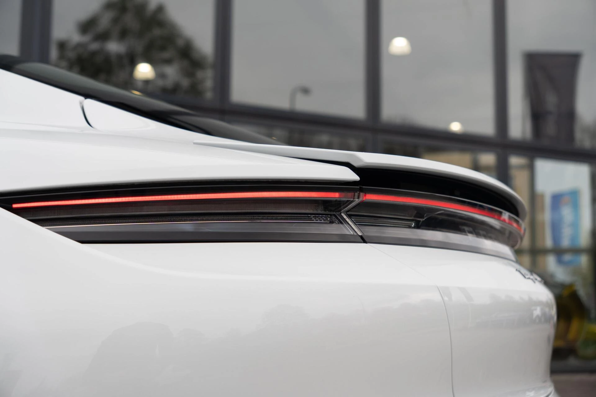 Hoofdafbeelding Porsche Taycan