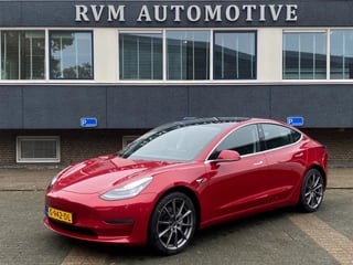 Hoofdafbeelding Tesla Model 3 Tesla Model 3 Long Range AWD 75 kWh | ORG. NL. NAP KM | 1E EIGENAAR | AUTOPILOT | RIJKLAARPRIJS INCL. 12 MND. BOVAGGARANTIE