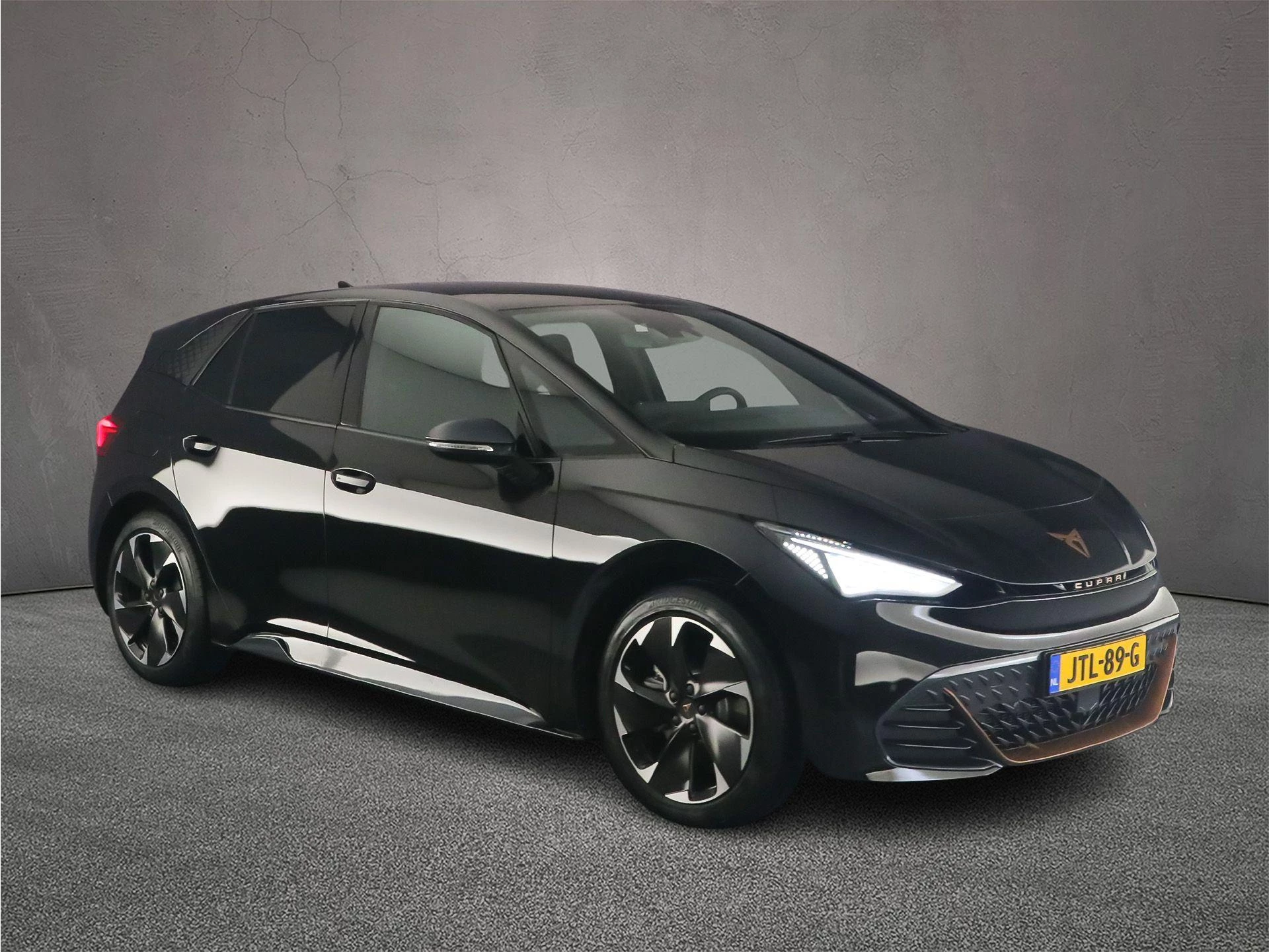 Hoofdafbeelding CUPRA Born