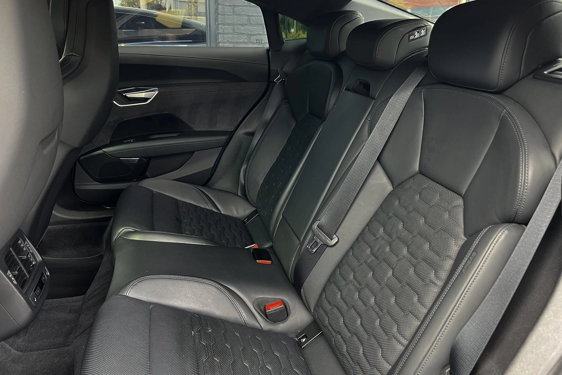 Hoofdafbeelding Audi e-tron GT