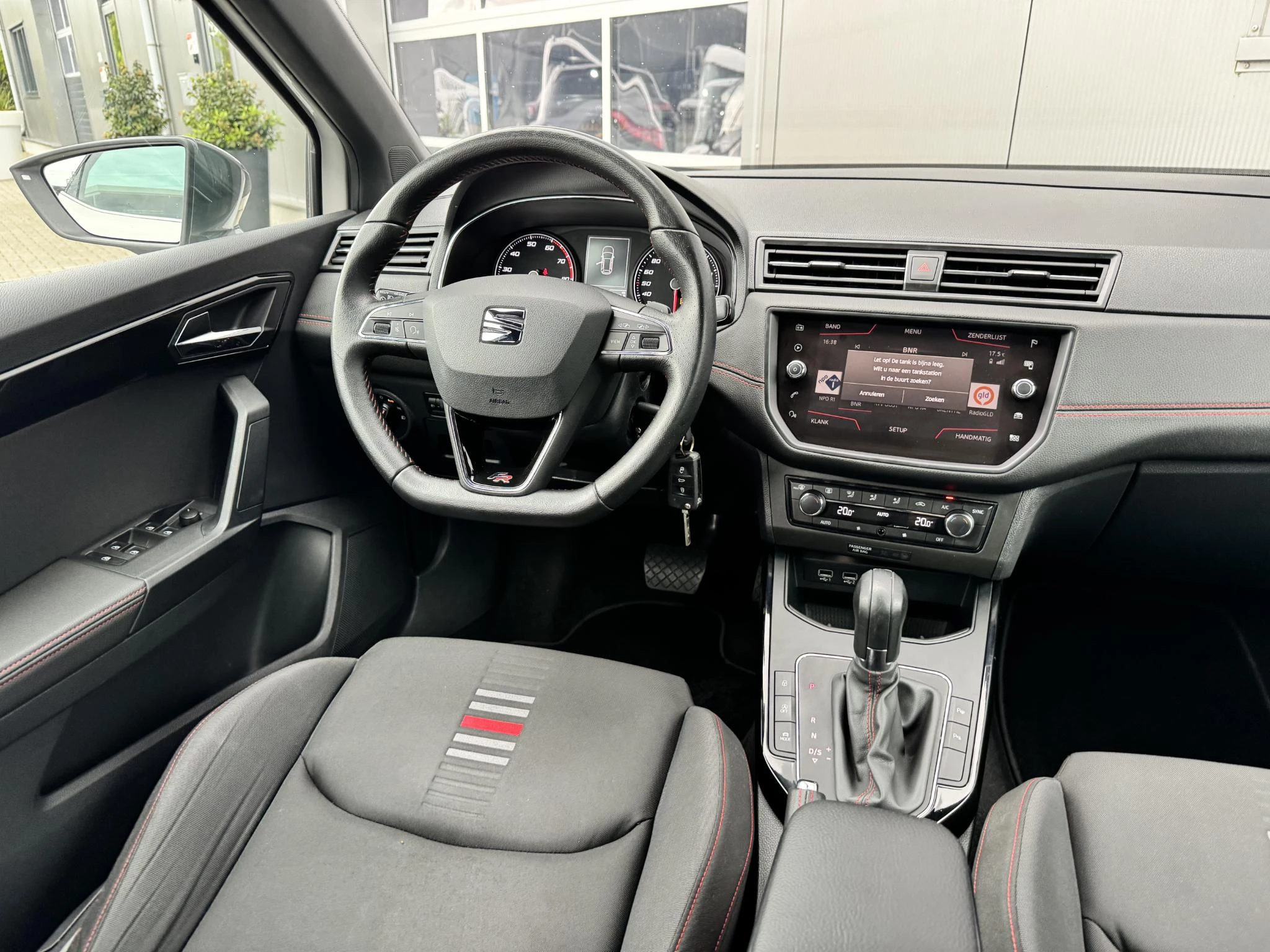 Hoofdafbeelding SEAT Arona