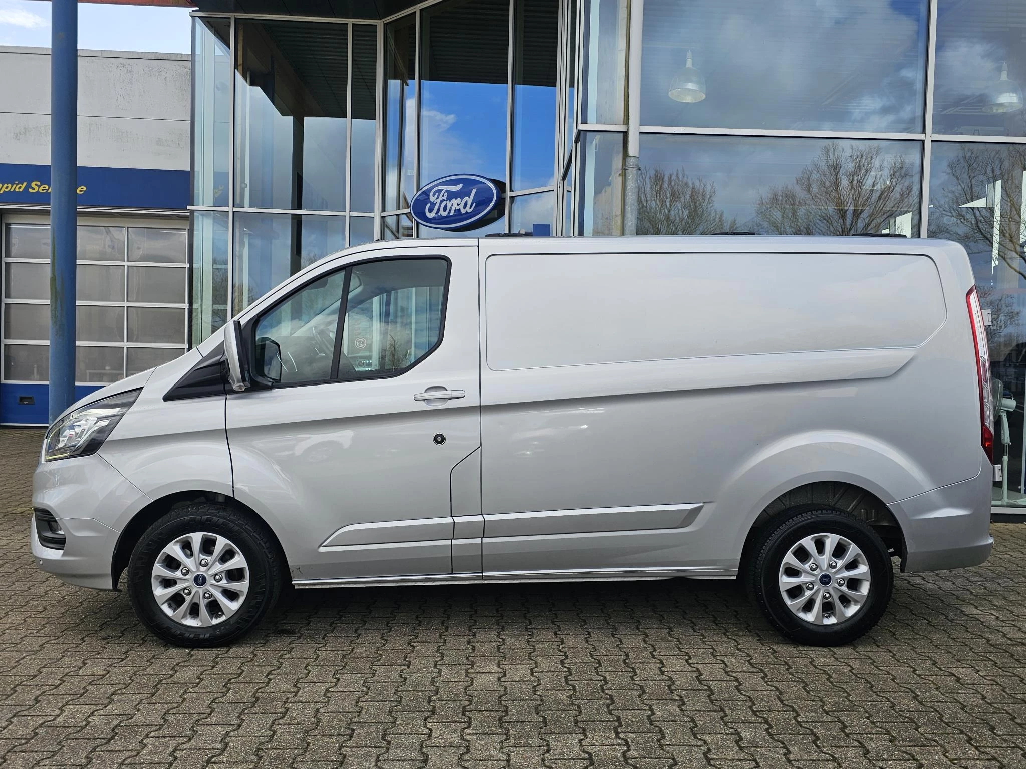Hoofdafbeelding Ford Transit Custom