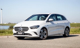 Mercedes-Benz B-klasse 250 e Business Solution Luxury Limited CARPLAY / AMBILIGHT / STOELVERWARMING / CAMERA / DEALER ONDERHOUDEN