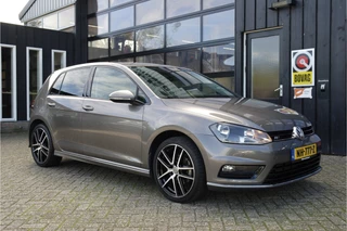 Volkswagen Golf 1.2 TSI Connected Series R-Line | NL-Auto | Carplay | Camera | Cruise | Stoelverwarming