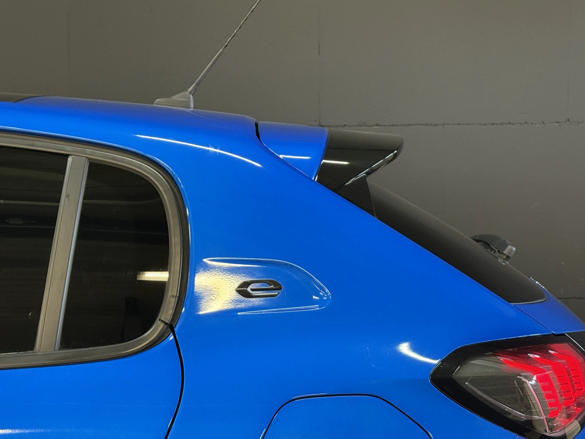 Hoofdafbeelding Peugeot e-208