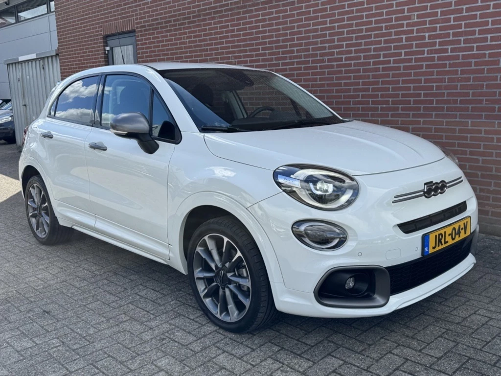 Hoofdafbeelding Fiat 500X