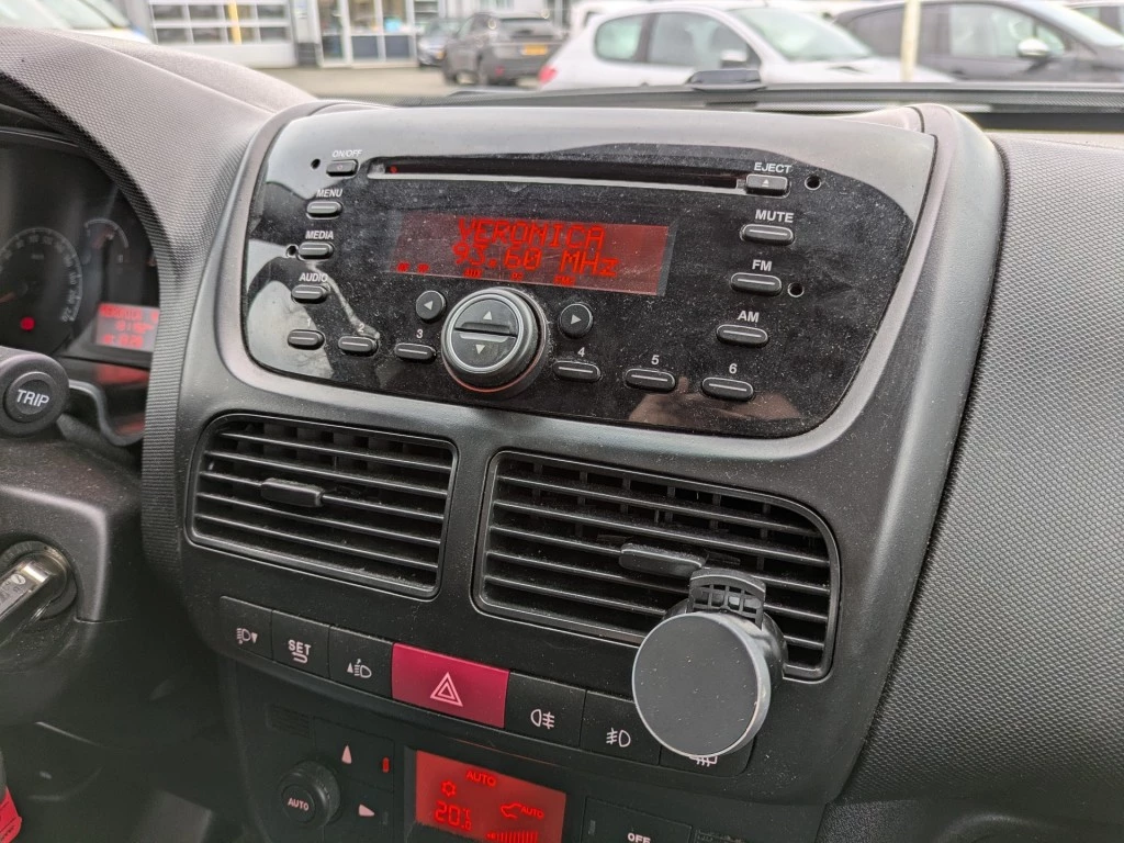 Hoofdafbeelding Opel Combo