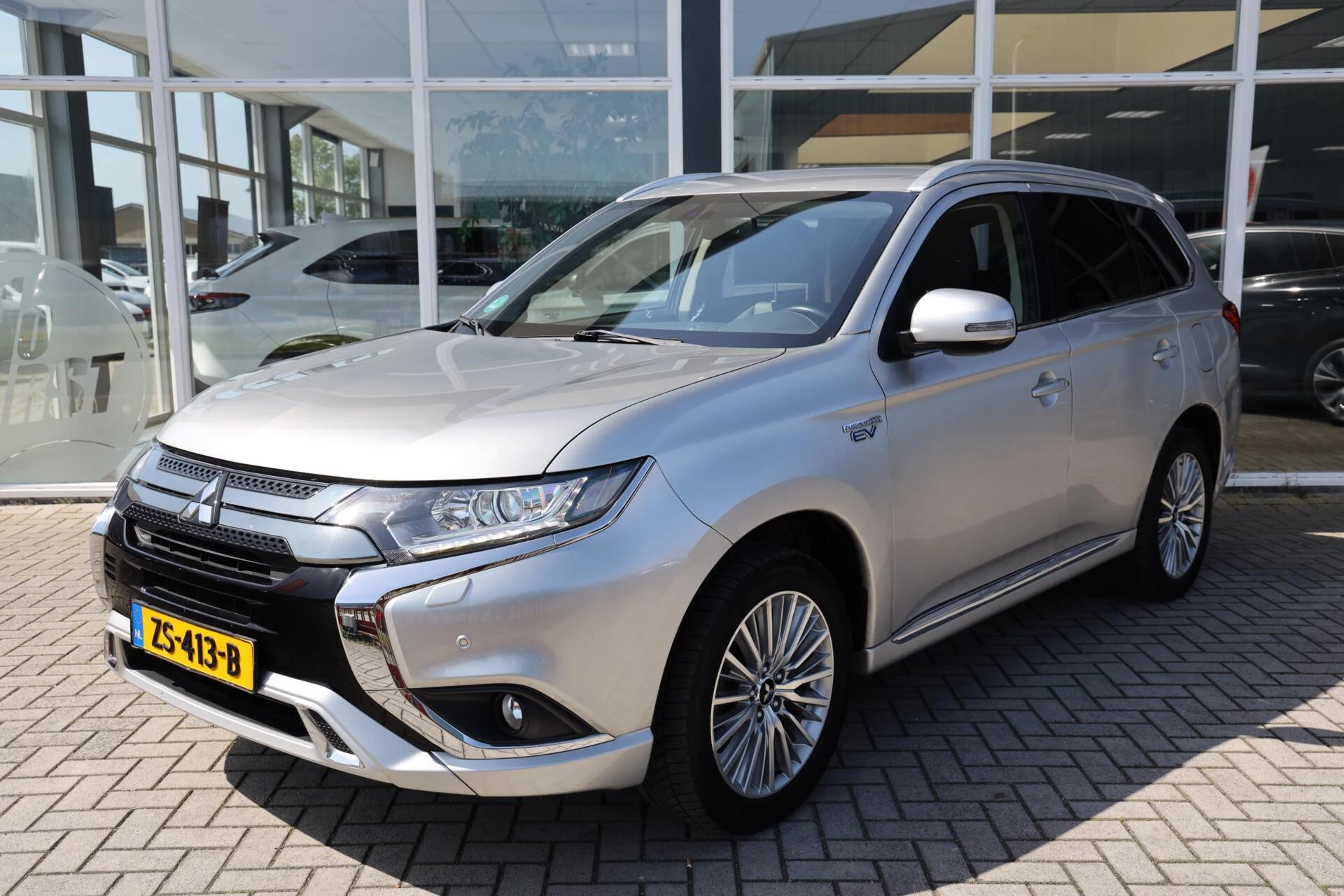 Hoofdafbeelding Mitsubishi Outlander