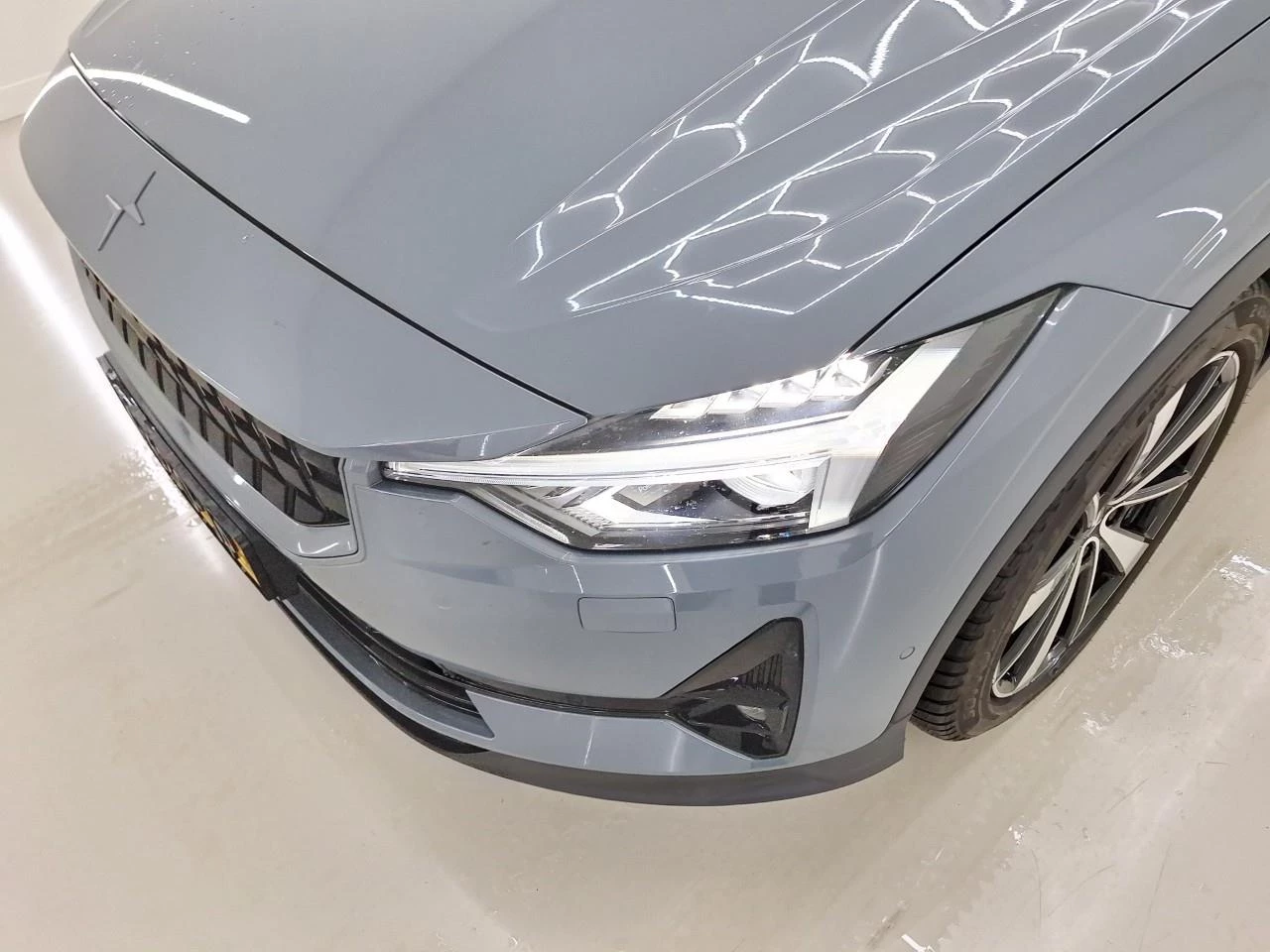 Hoofdafbeelding Polestar 2