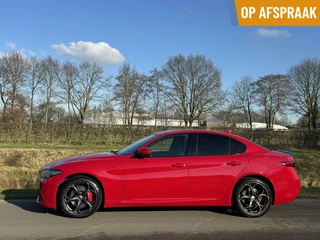 Hoofdafbeelding Alfa Romeo Giulia Alfa Romeo Giulia 2.0 T Q4 Veloce, 55dkm!! Heerlijk vol!!