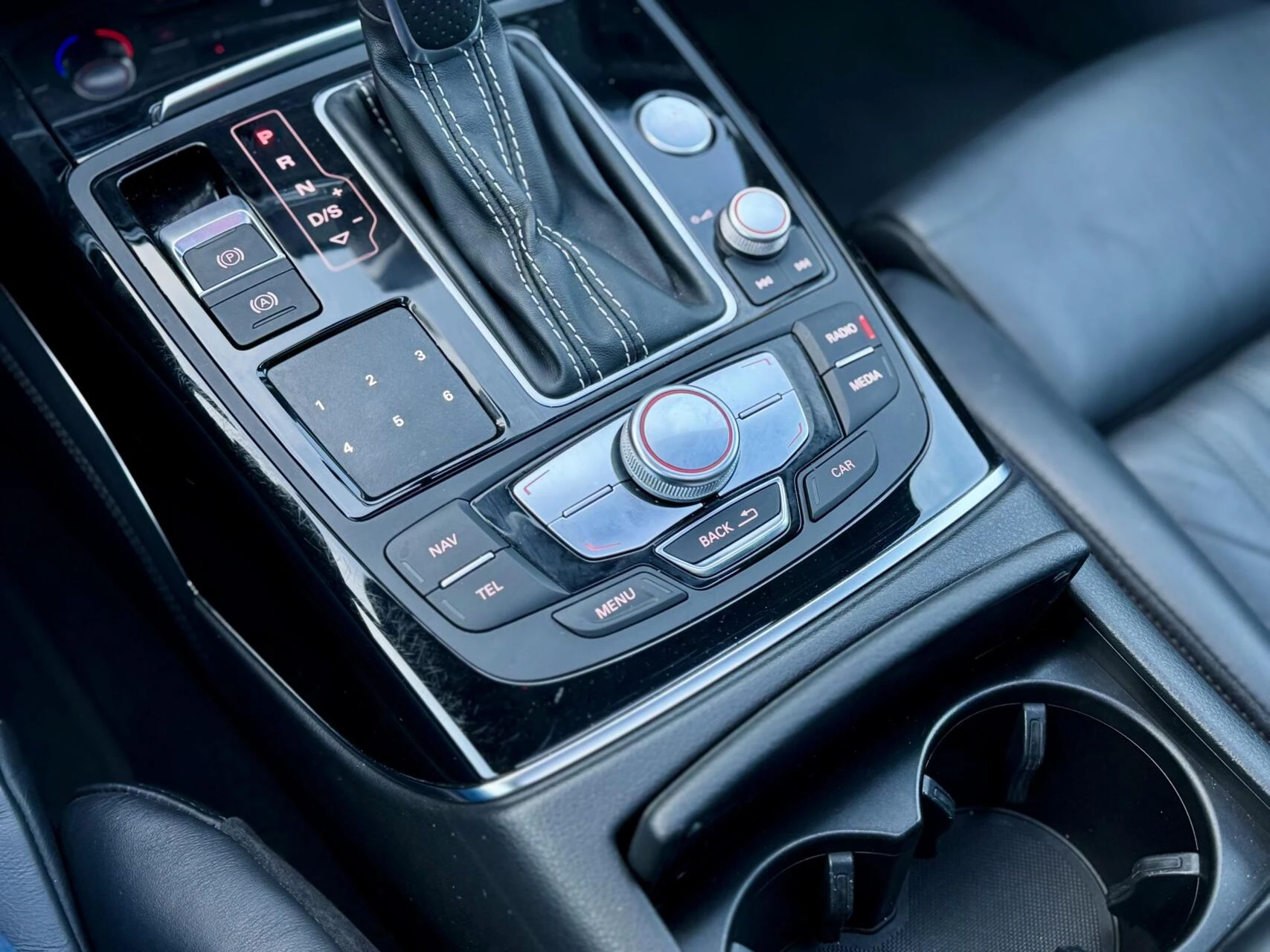 Hoofdafbeelding Audi A6