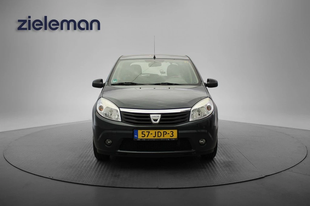 Hoofdafbeelding Dacia Sandero