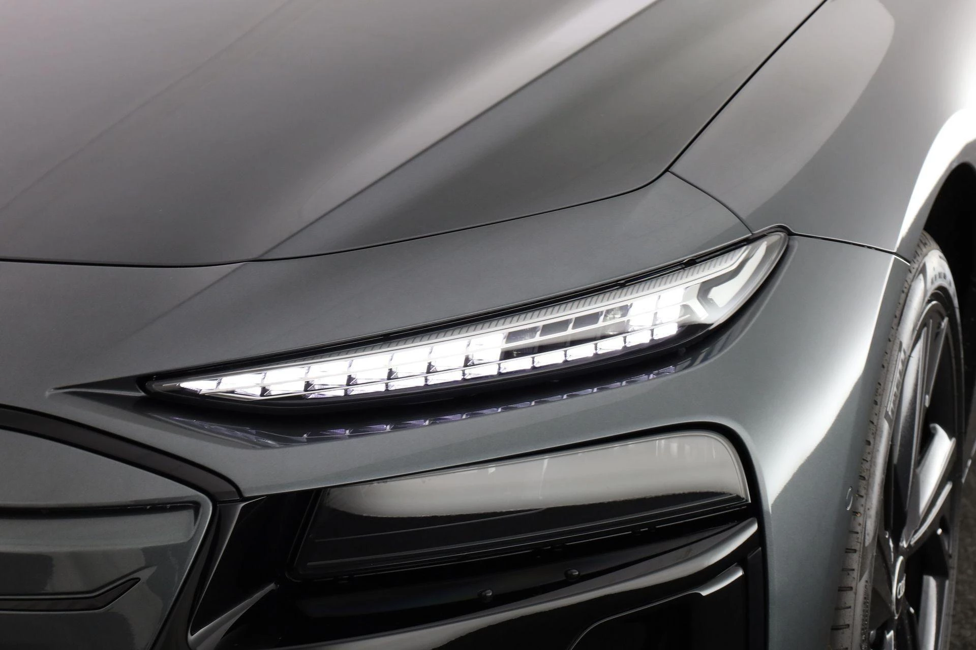 Hoofdafbeelding Audi A6 Avant e-tron