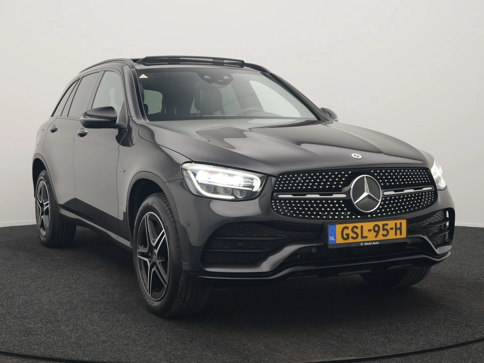 Hoofdafbeelding Mercedes-Benz GLC