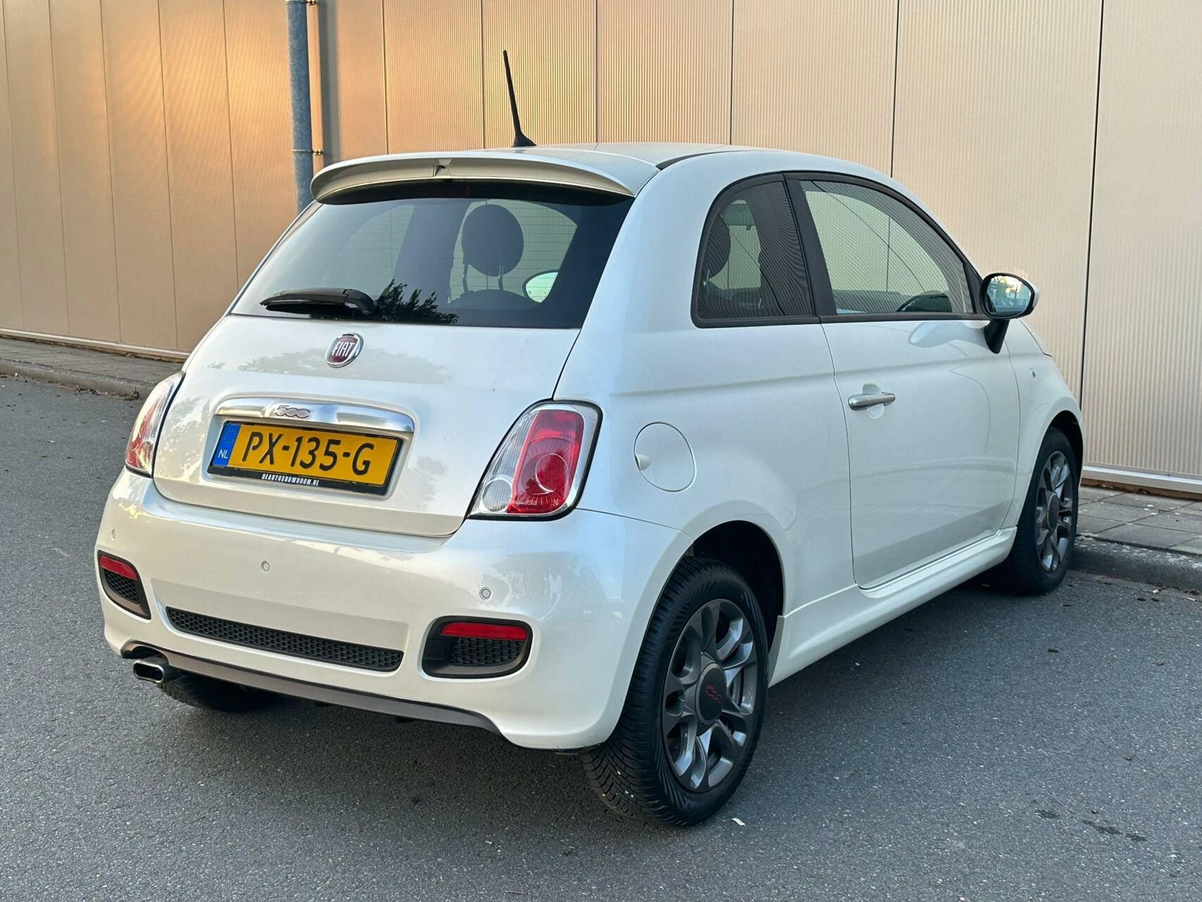 Hoofdafbeelding Fiat 500