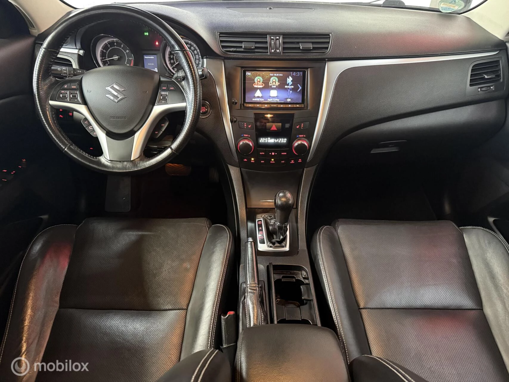 Hoofdafbeelding Suzuki Kizashi