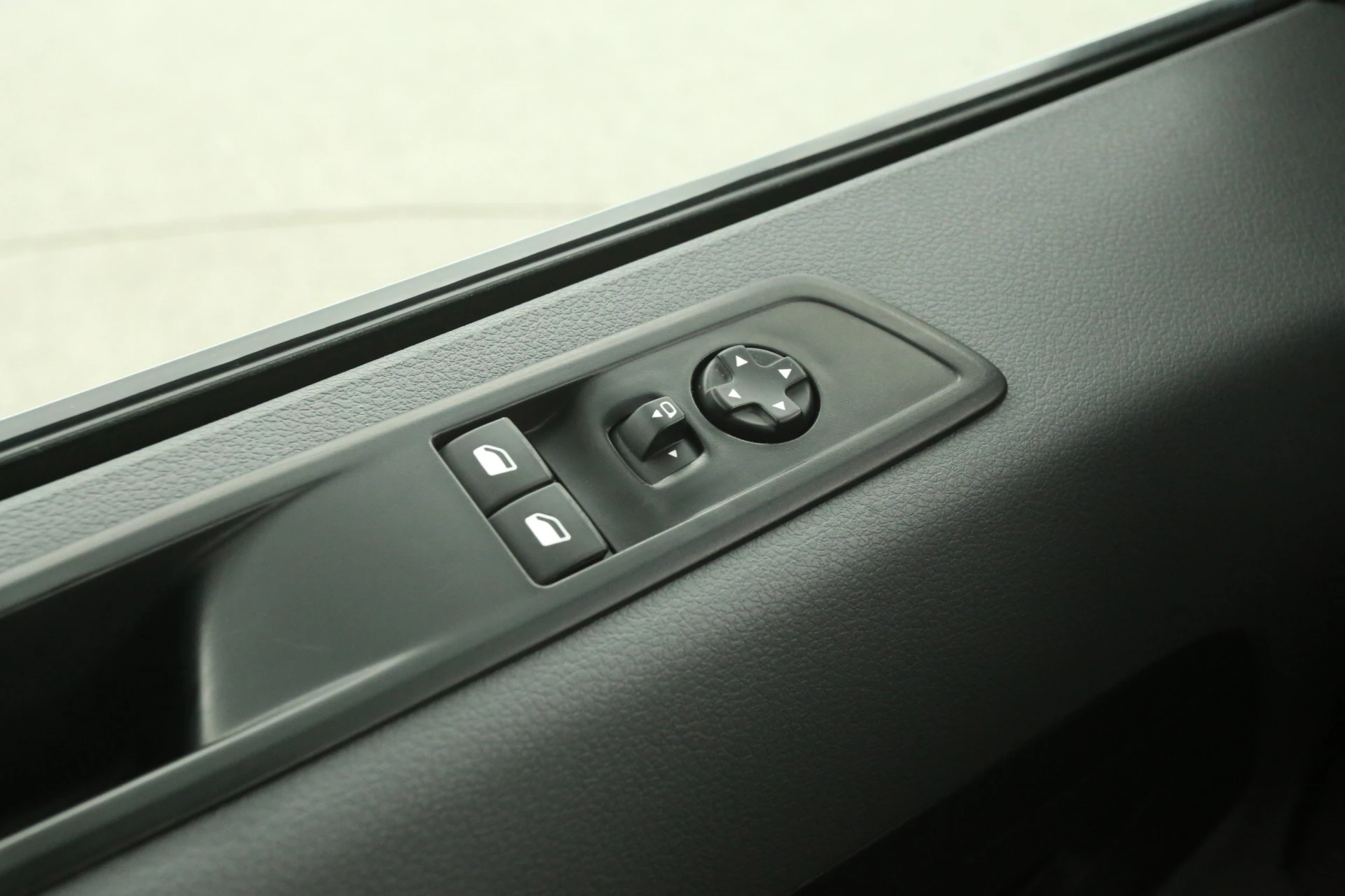 Hoofdafbeelding Peugeot e-Expert